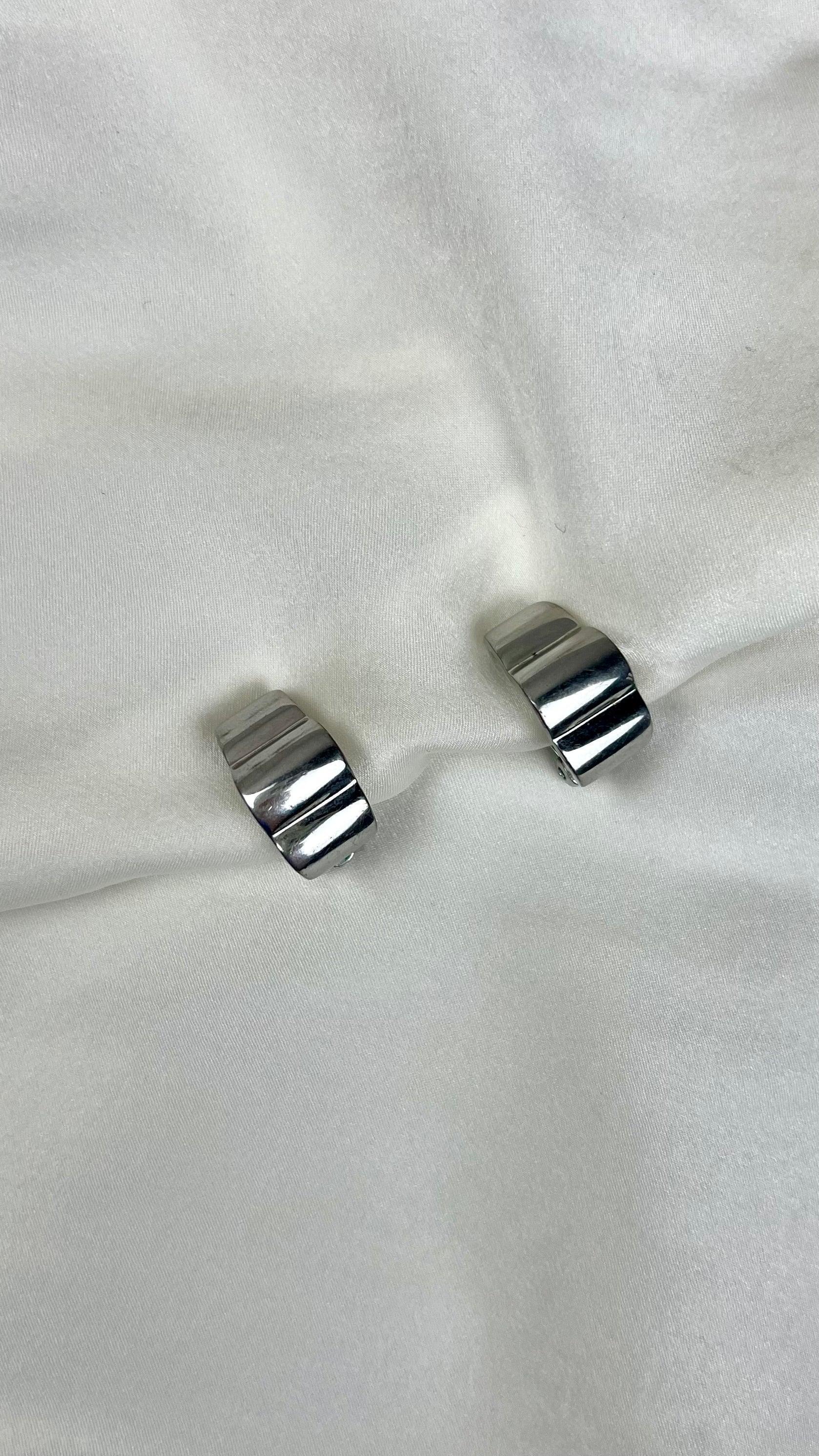 Modern Silver Abstract clip earrings - L'Officina General Store