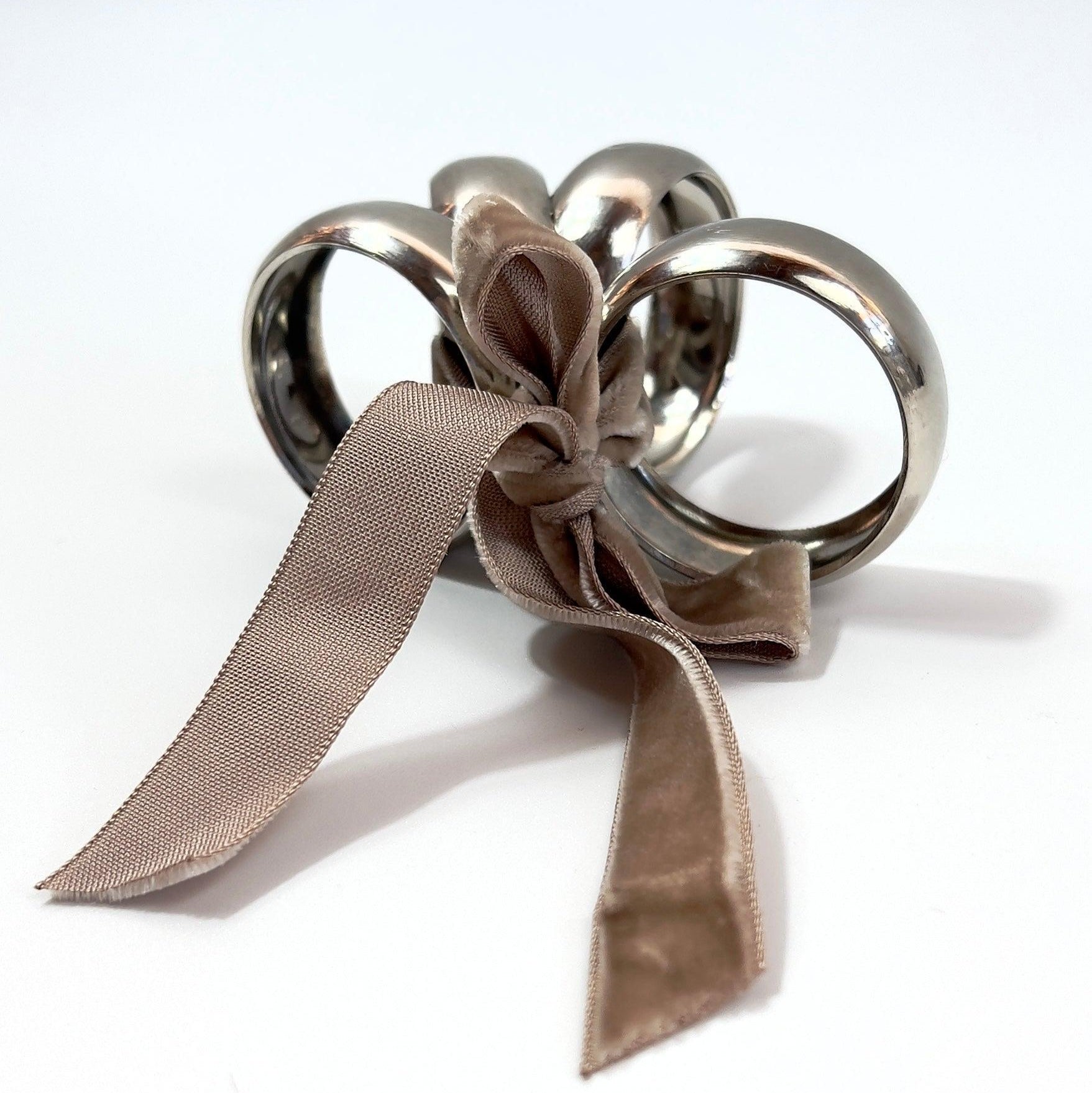 SET OF 4 | STAINLESS STEEL NAPKIN RINGS - L'Officina General Store
