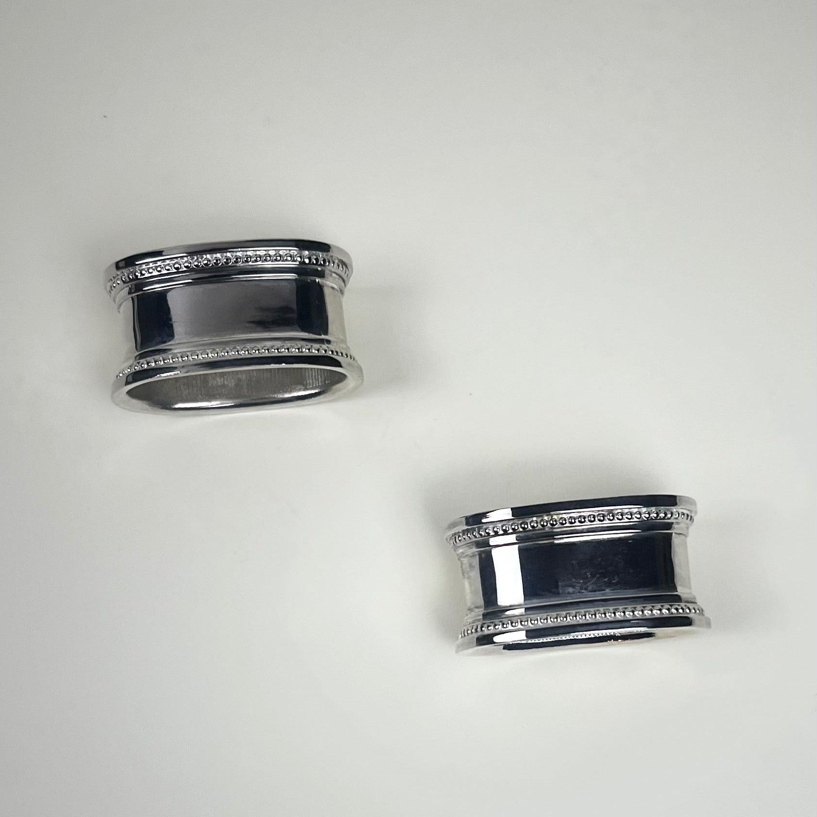 SET OF 2 | SILVER NAPKIN RINGS - L'Officina General Store