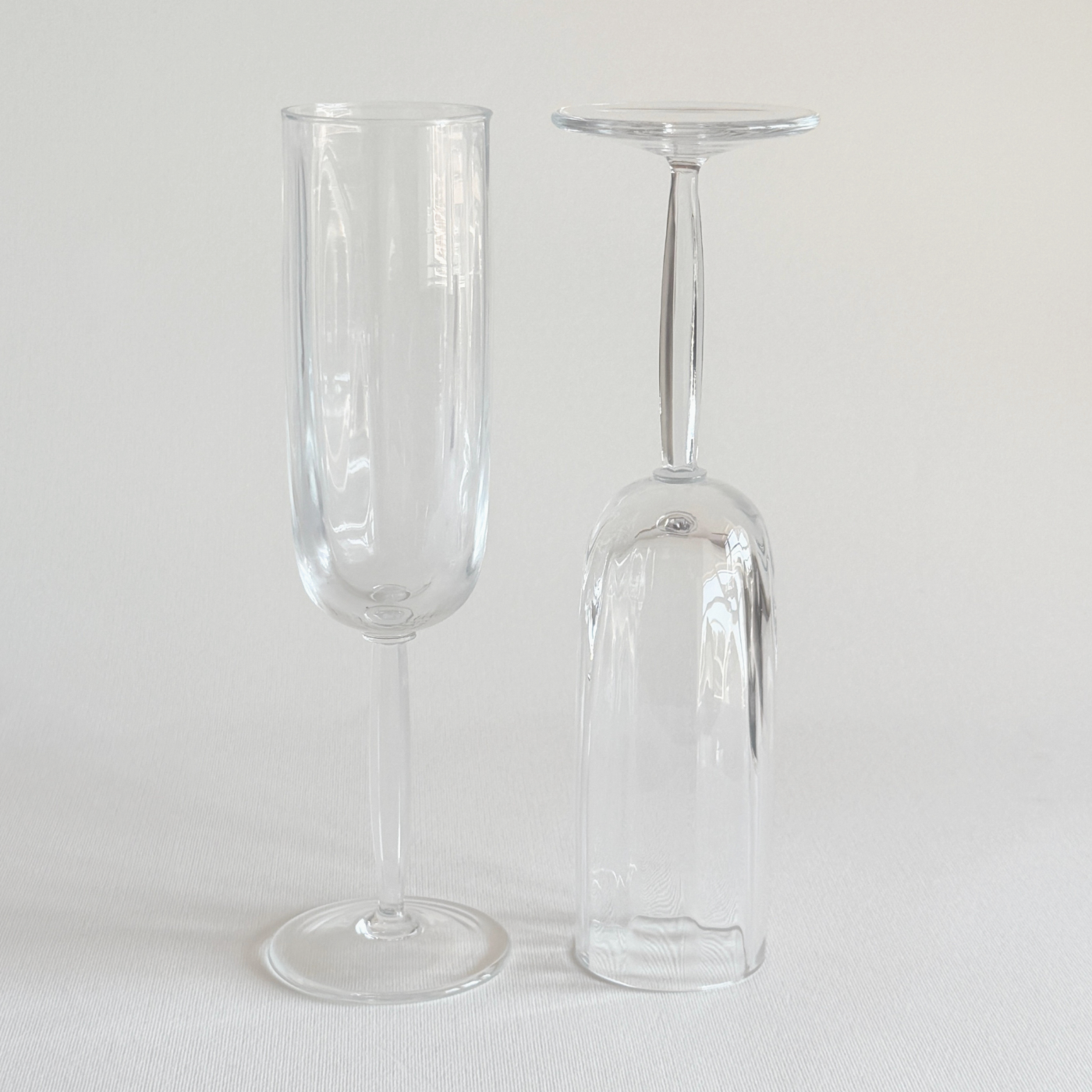 Italian ribbed champagne flutes — close-up of ribbed bowl showing glass clarity and rib texture