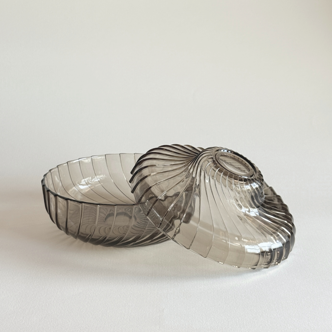 L'Officina General Store – Decorative Bowl – Glass – Brown