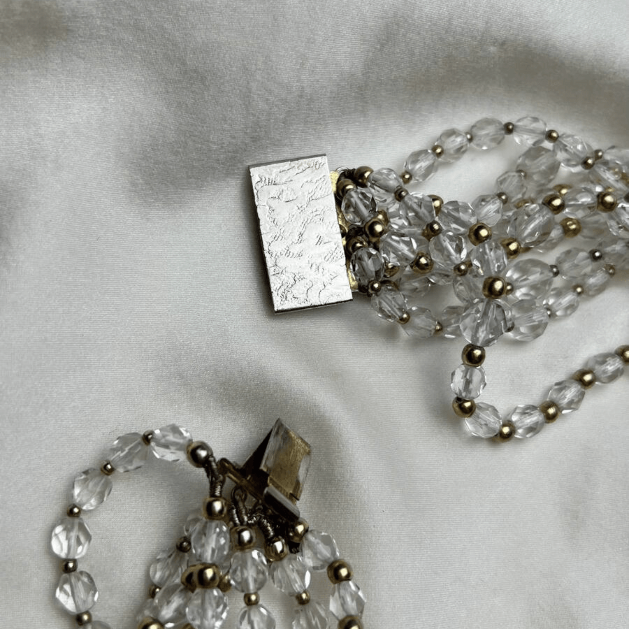 Clear acrylic beads chocker necklace I Italian 1960 vintage - L'Officina General Store