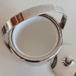 Mirror-finish silver ice bucket with thermos inlay