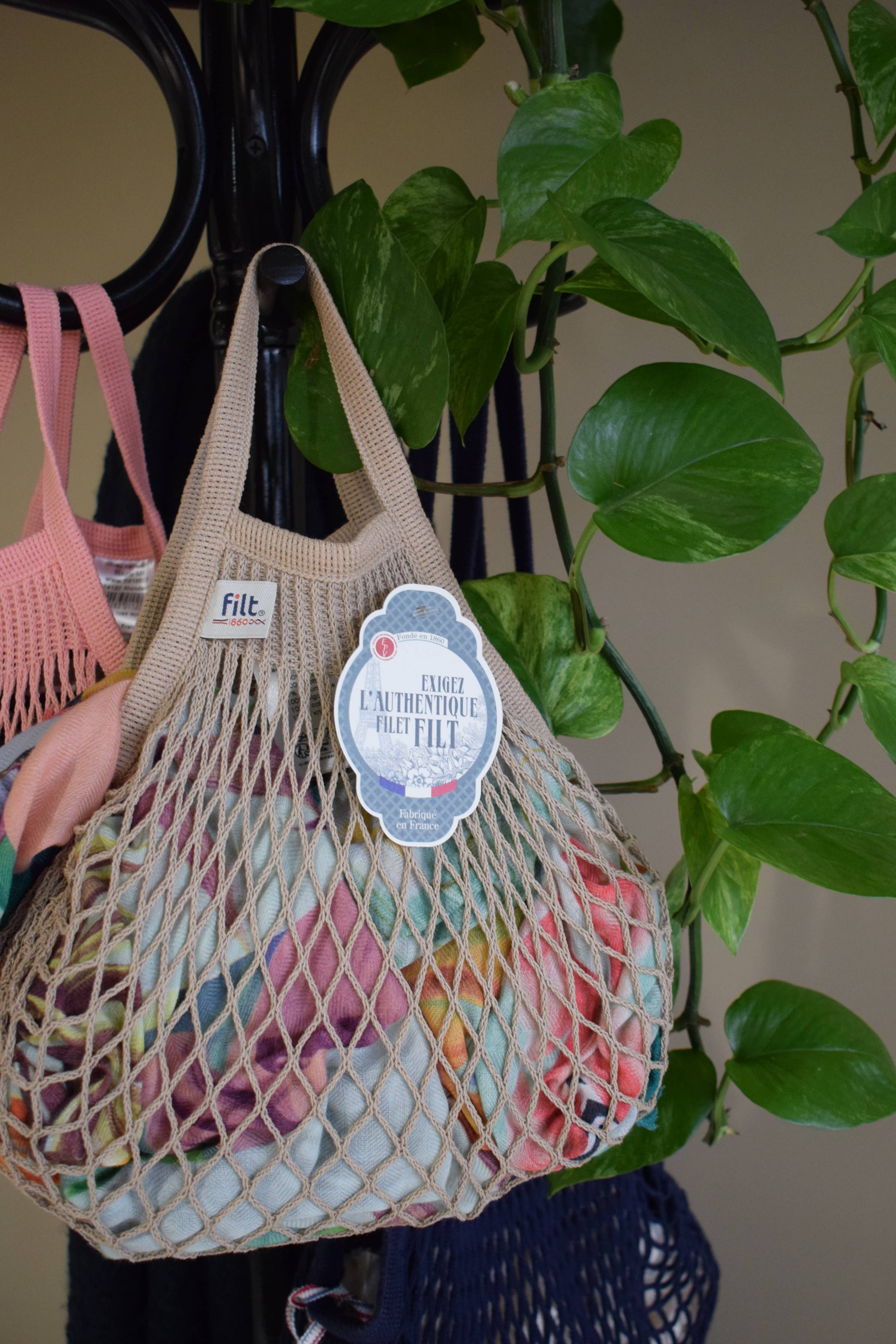 Mini mastic grey-beige cotton net bag by Filt 1860 folded flat, plastic-free French mesh