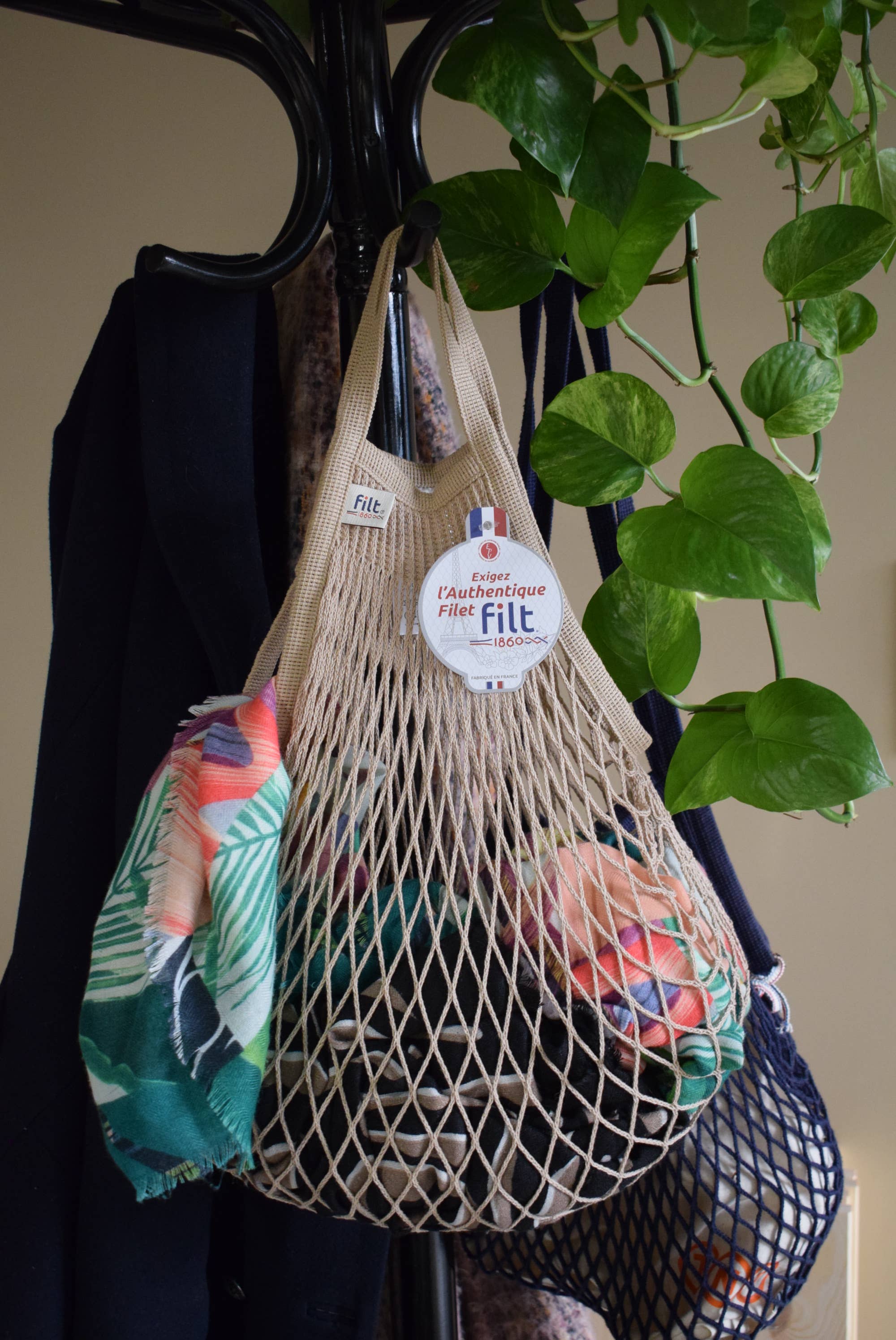 Short-handled mastic cotton net bag by Filt 1860, knitted cotton mesh tote made in Normandy