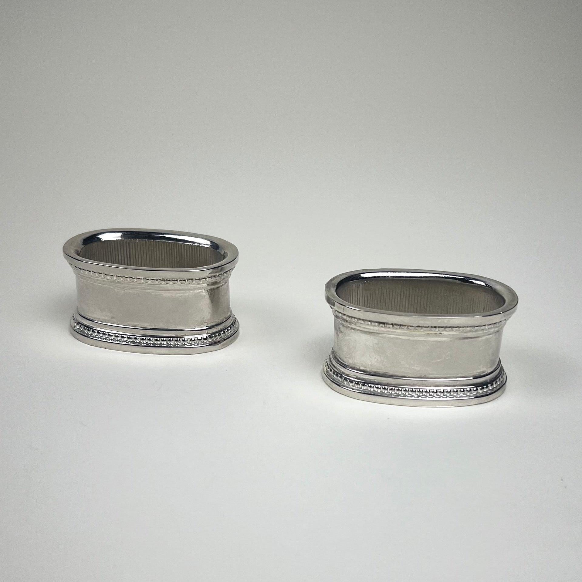 SET OF 2 | SILVER NAPKIN RINGS - L'Officina General Store
