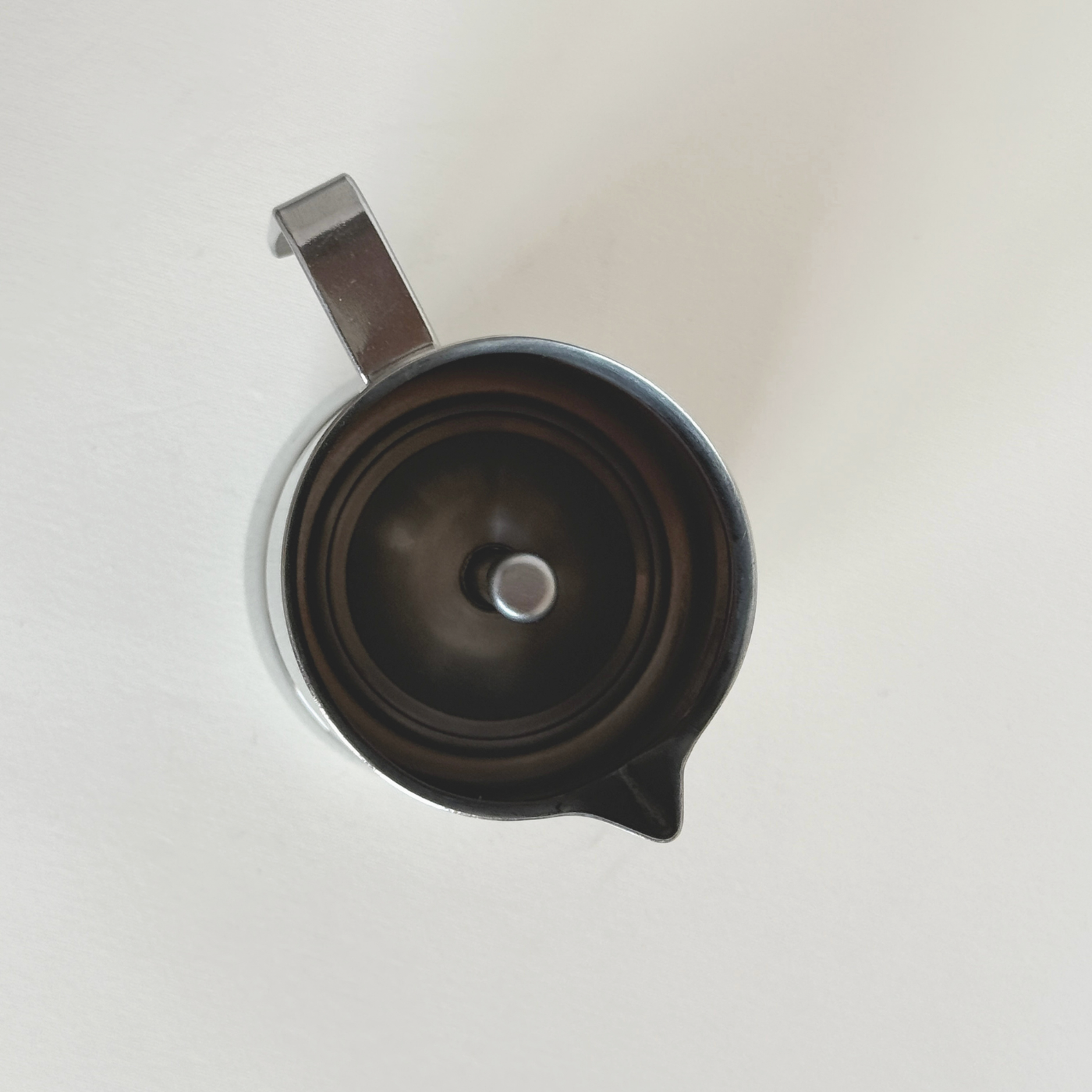 Gnutti Moka 6 cups · base detail · 7.5 cm diameter · L'Officina General Store