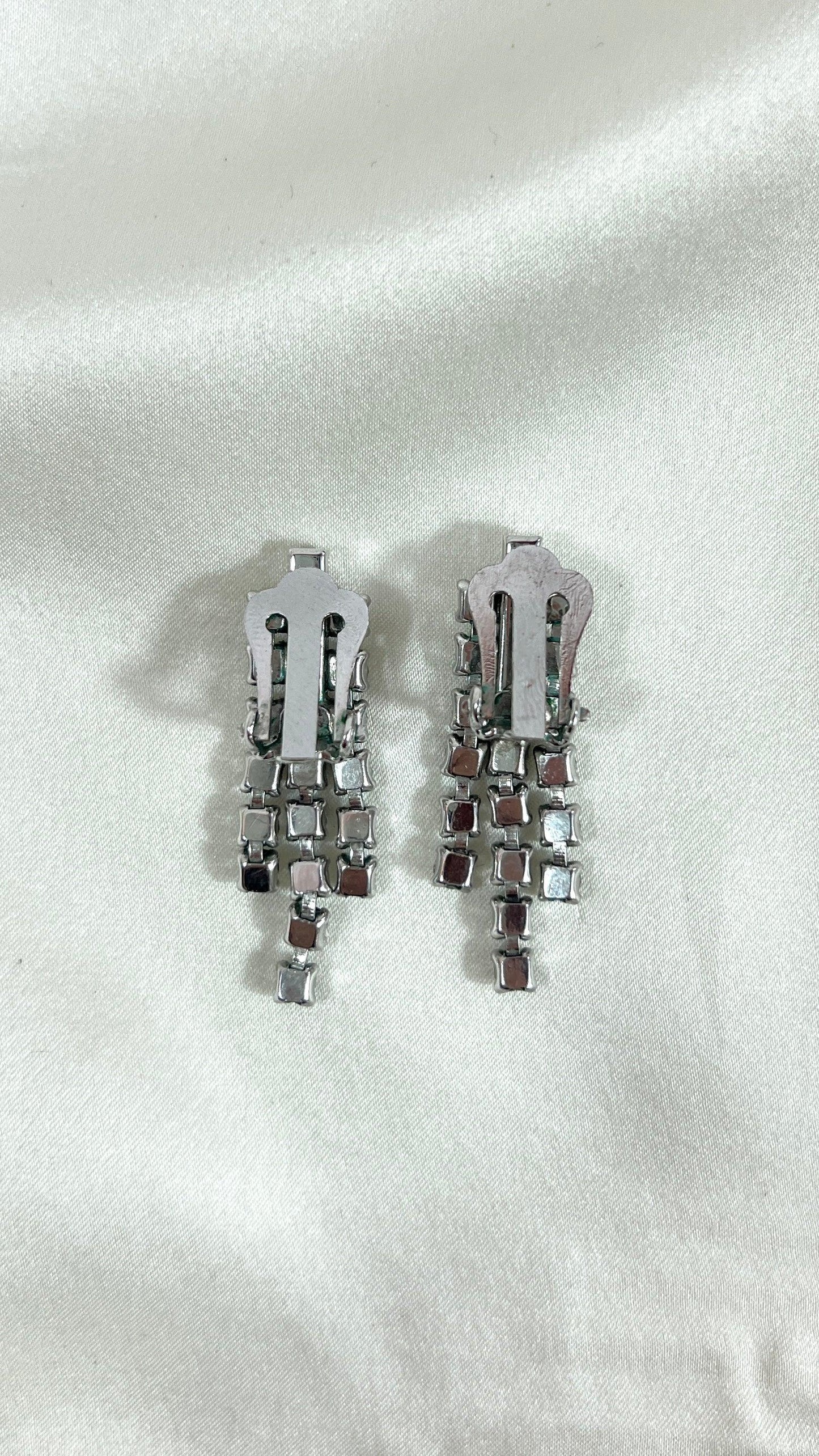 CRYSTAL CHANDELIER DECO EARRINGS