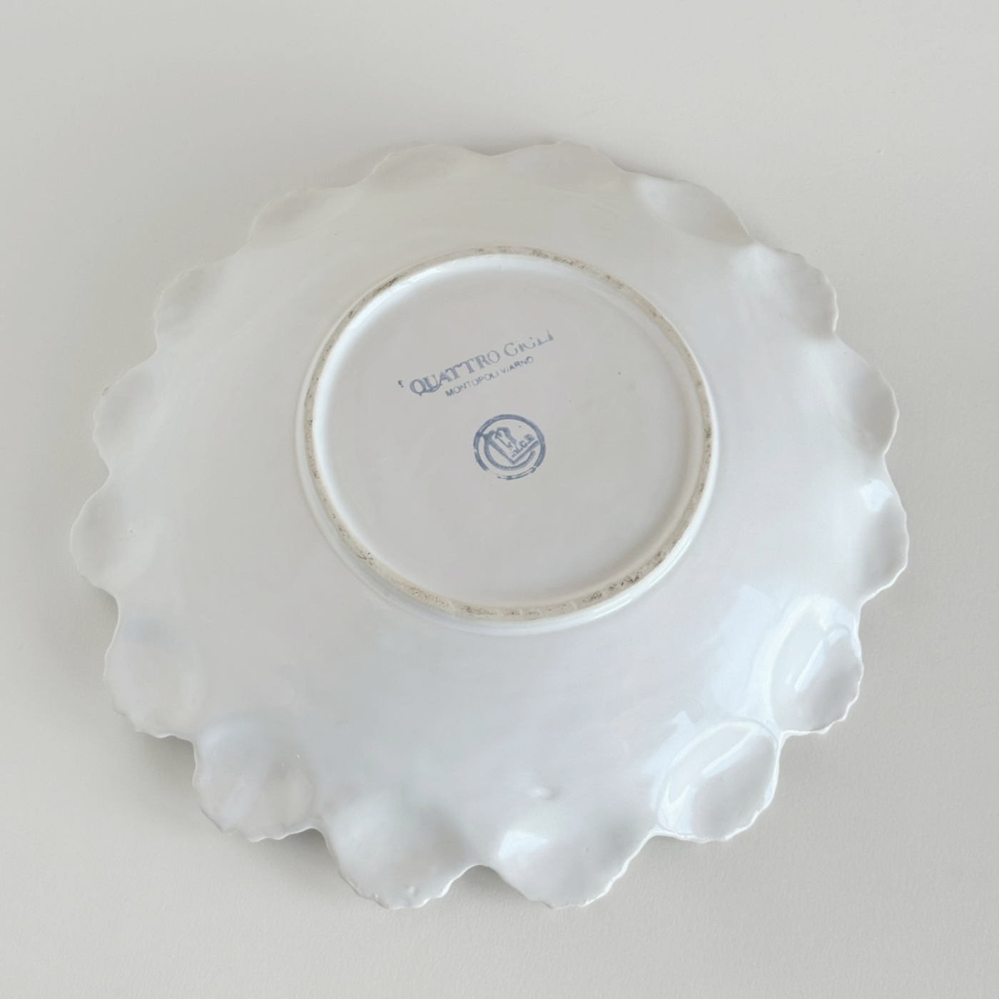 Shell Majolica Serving Plate 31 cm