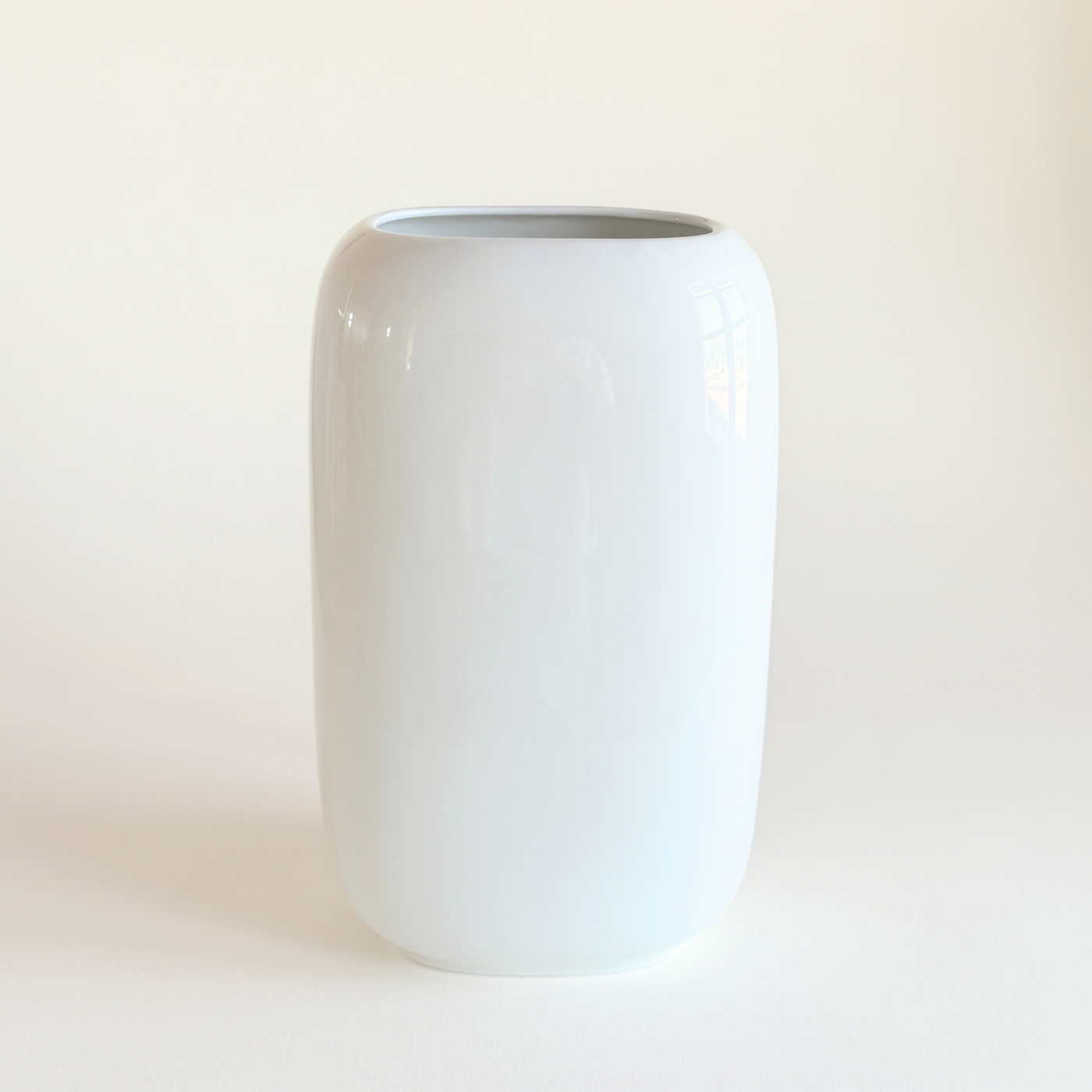 Scherzer Bavaria vase in white porcelain, minimalist rectangular form with matte bone-white glaze