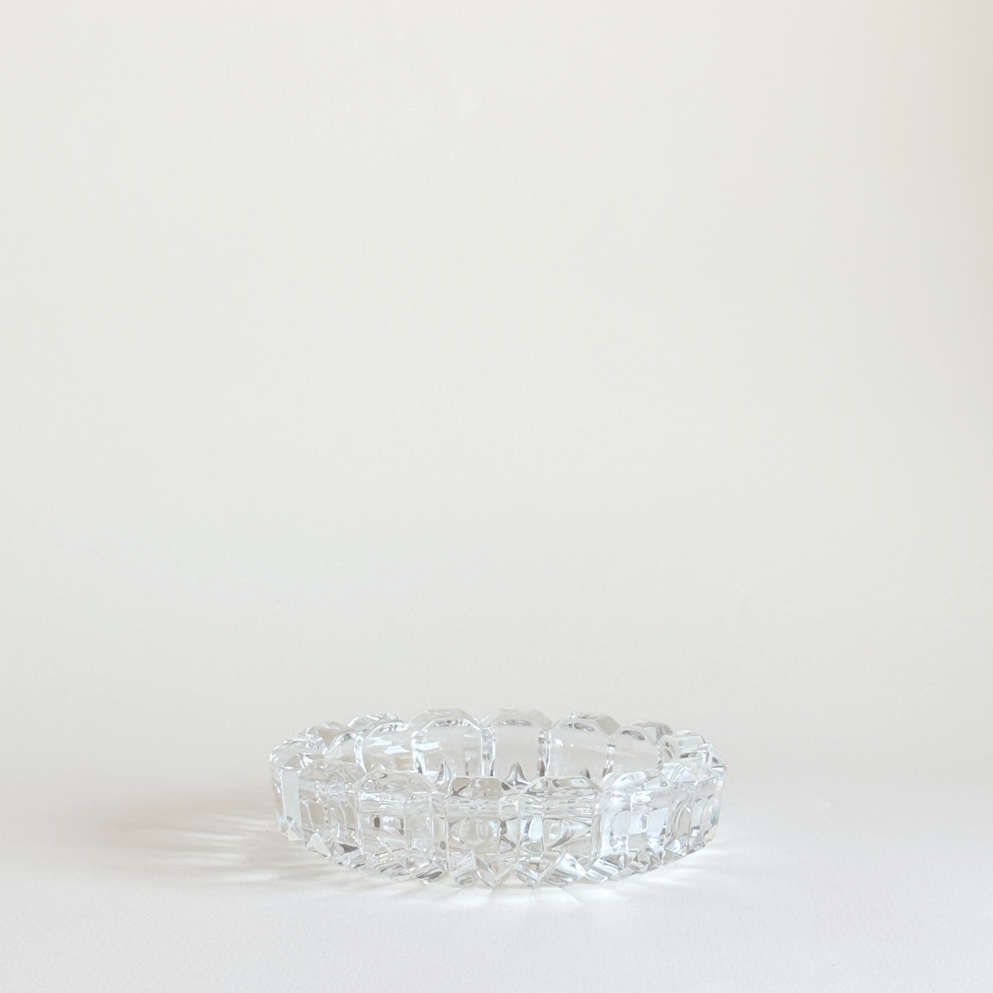 Cristal d'Arques Courcelle ashtray in clear lead-free crystal with deep radial cut pattern, 15 cm