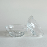 Set of 2 clear pressed glass bowls with bubble feet and round rim, vintage French Reims design, 11 cm wide, 4.5 cm high