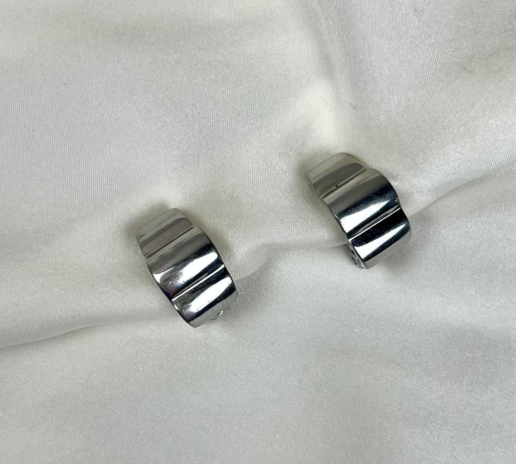 Modern Silver Abstract clip earrings - L'Officina General Store