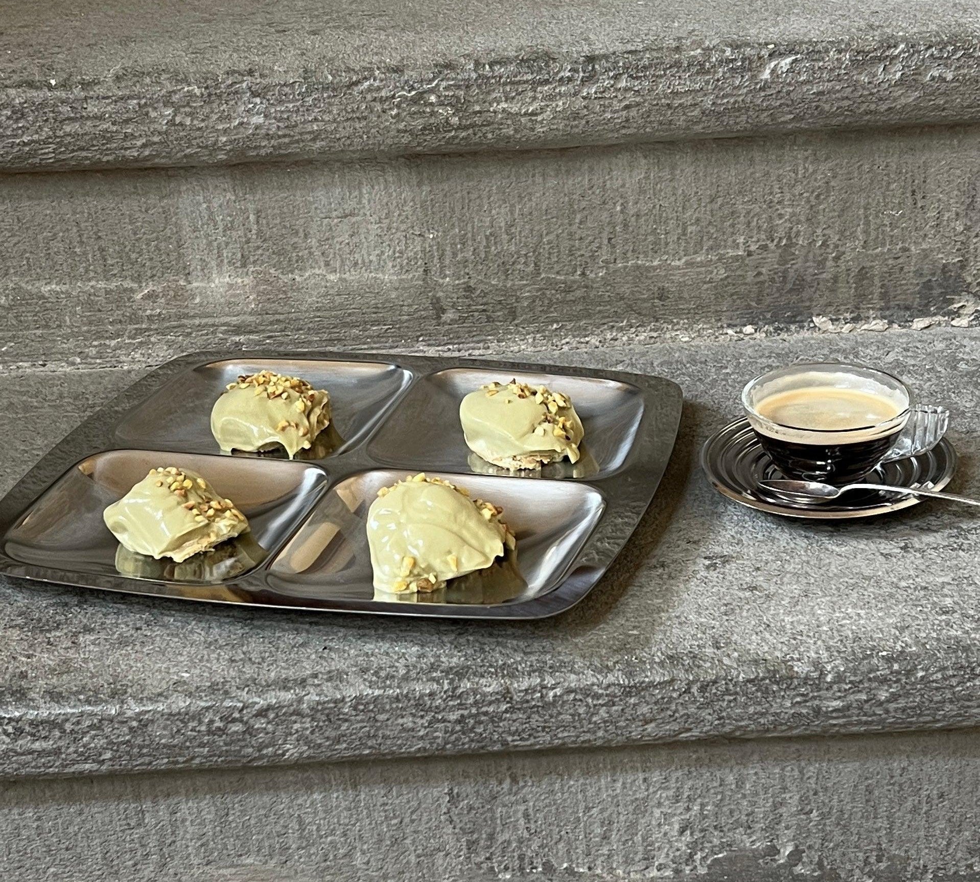 AMC I METAL APERITIVO SERVING TRAY - L'Officina General Store