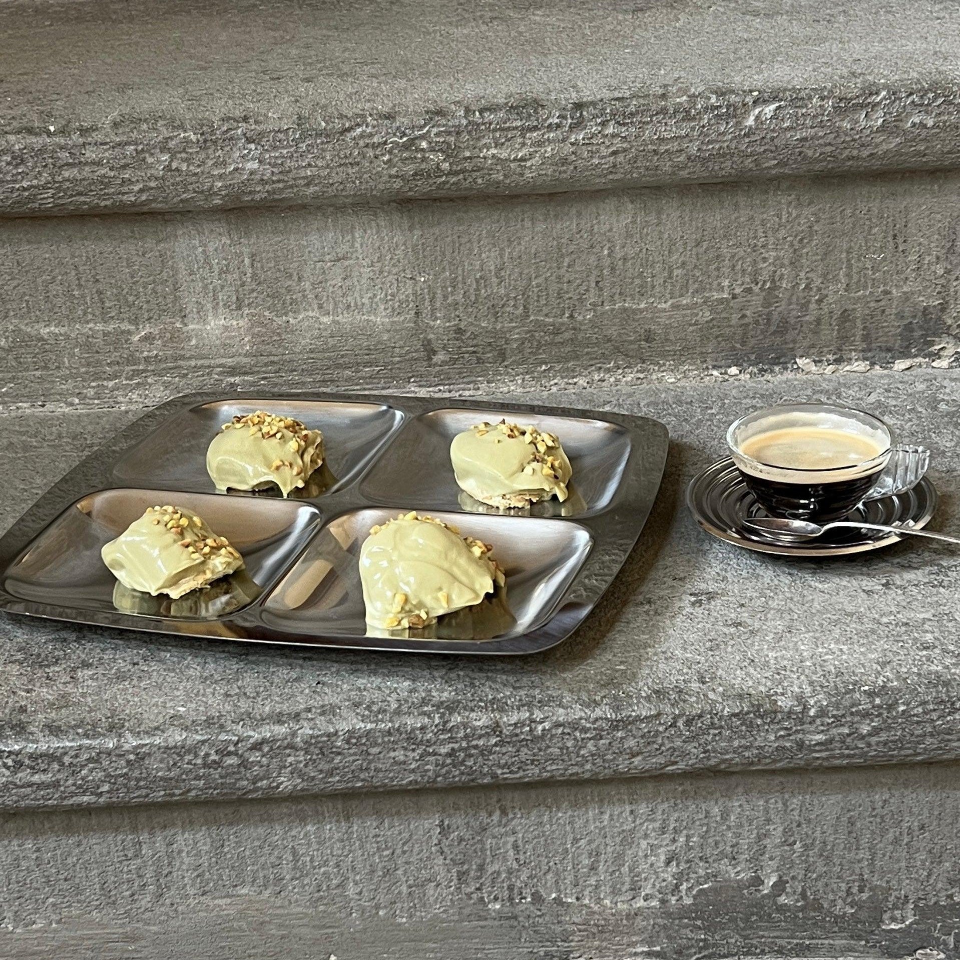 AMC I METAL APERITIVO SERVING TRAY - L'Officina General Store