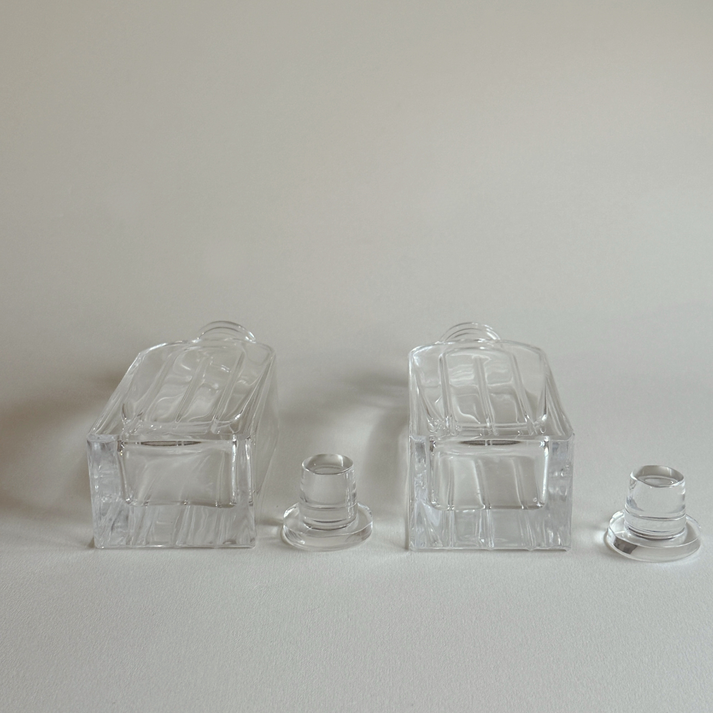 Vintage Arnolfo di Cambio bottle showing small chip