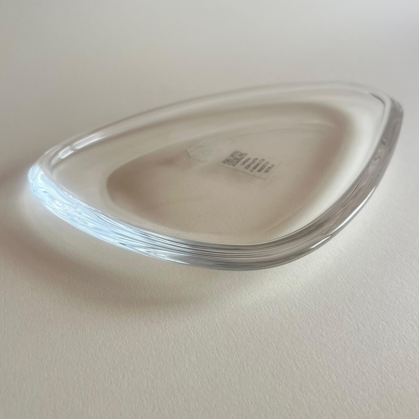 glass- Catchall-peable-shape-hand-made-glass-Italy