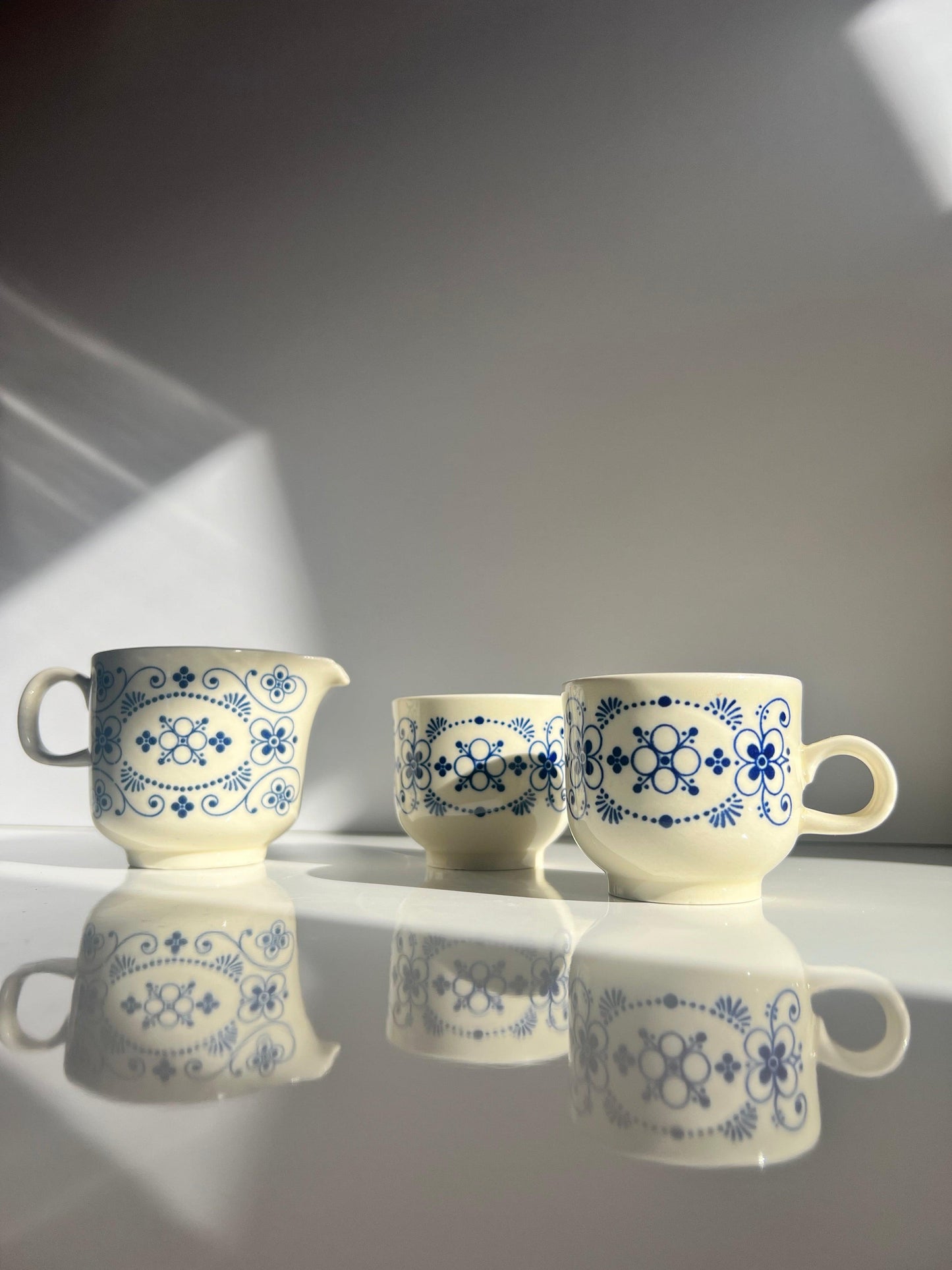 Colditz Espresso set:  2 cups and Creamer - L'Officina General Store 