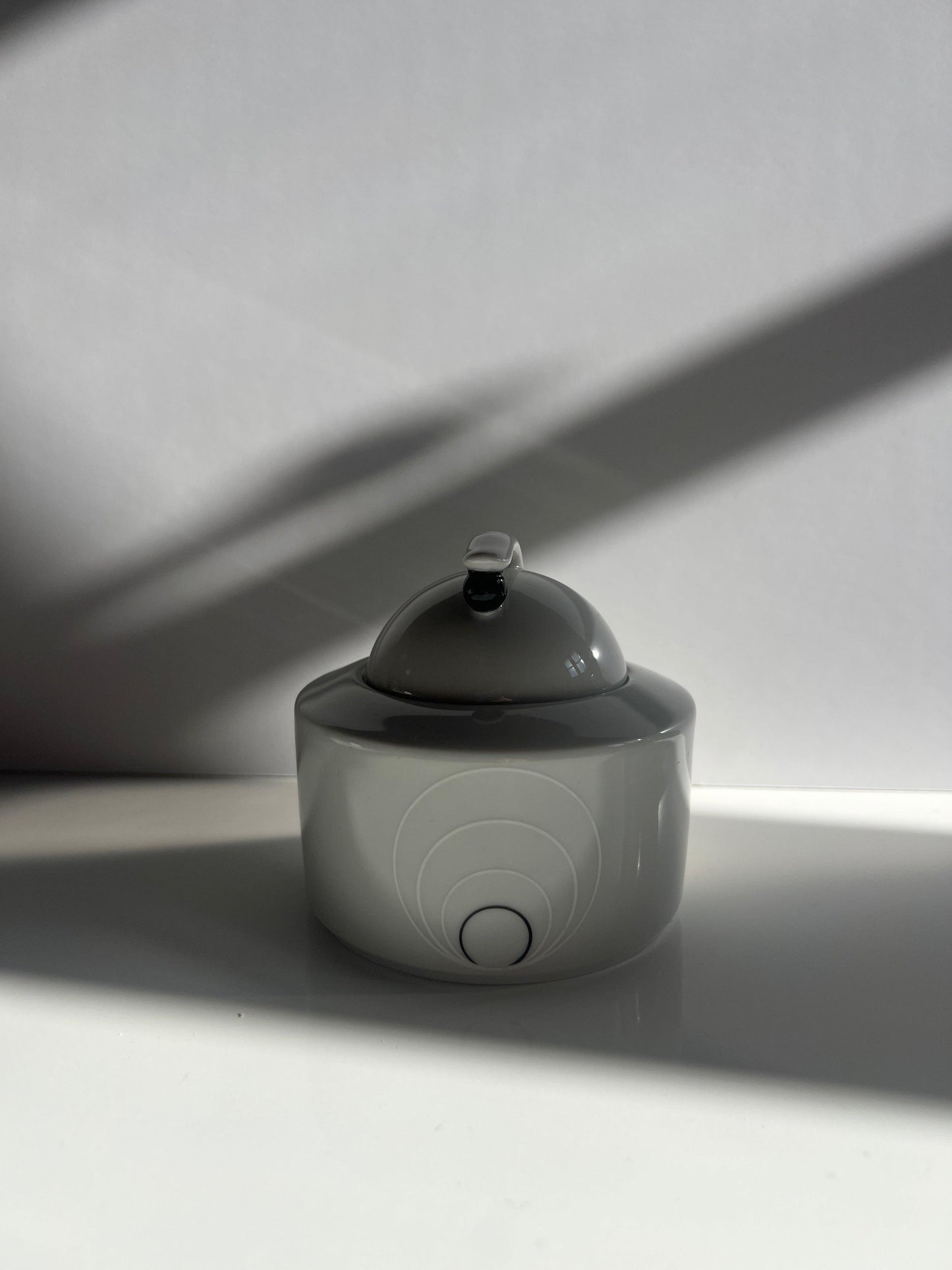 80s monochrome Sugar Dispenser by J. Kronester - L'Officina General Store 