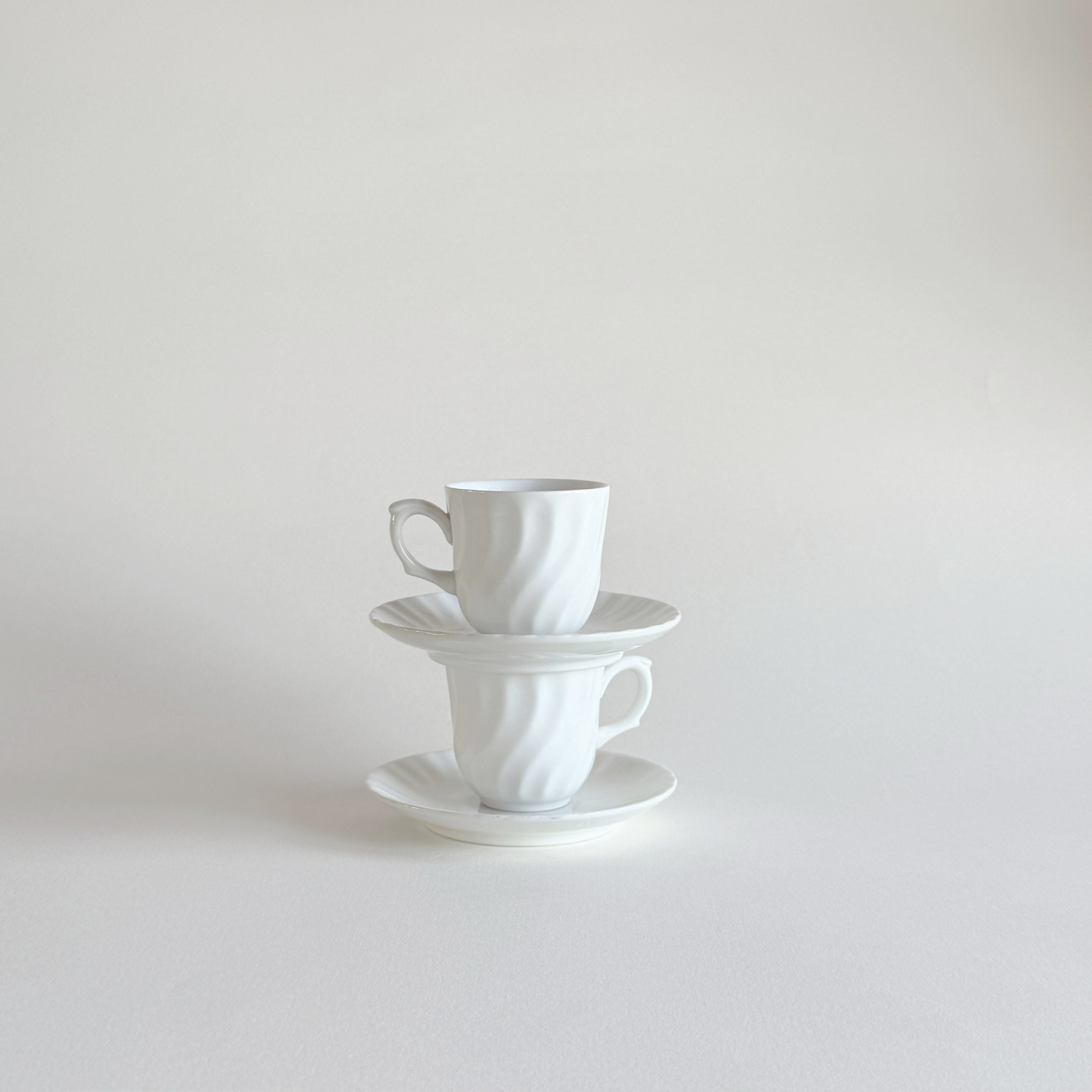 Fontebasso Treviso white porcelain espresso cups with swirl design