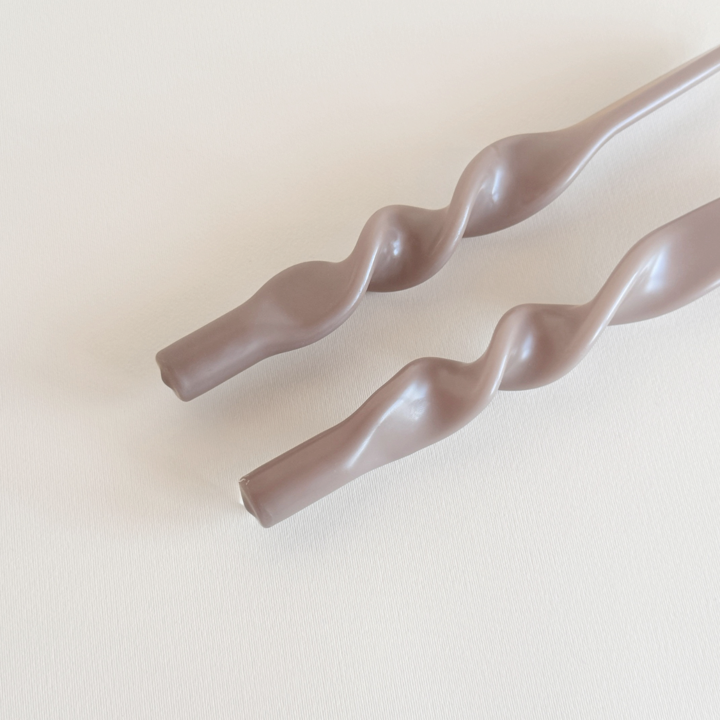 Cereria Graziani Bougies Coniques en Spirale | Paire · 28 cm · Moka