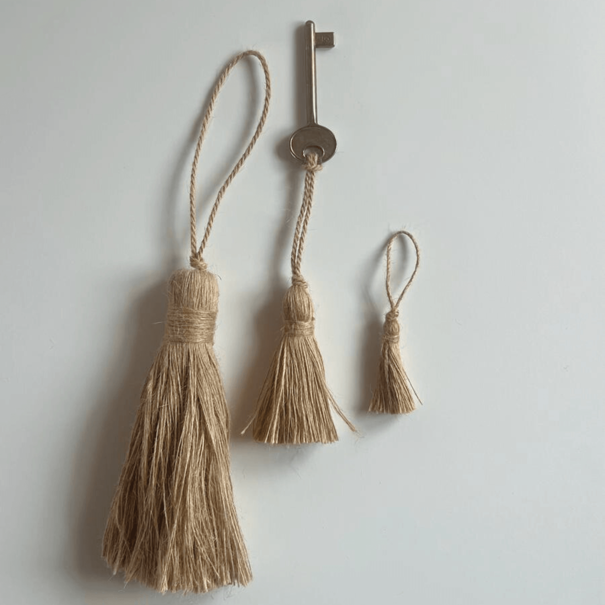Natural Jute Tassel - L'Officina General Store