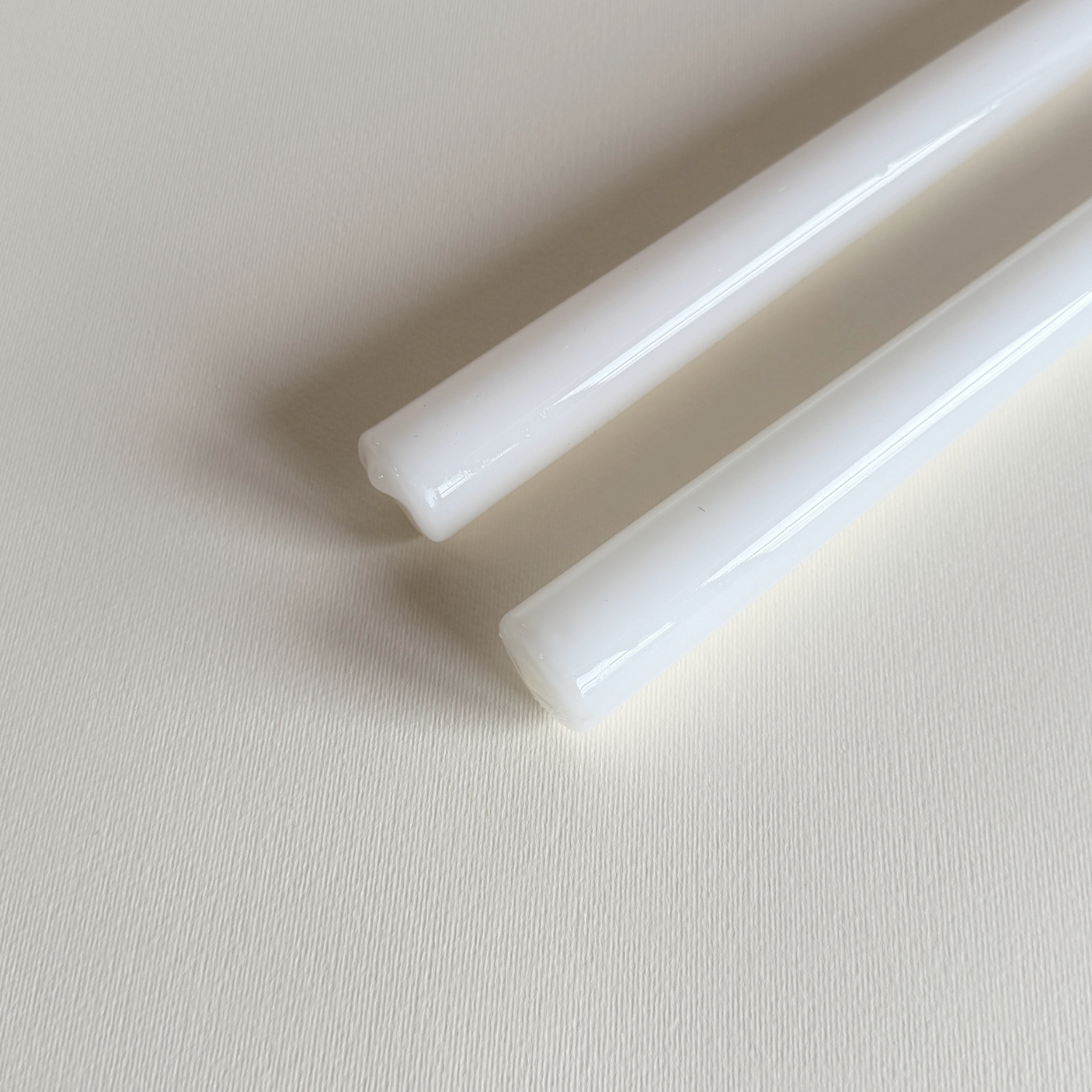 Cereria Graziani Lacquered Tapered Candles | Pair · 25 cm · White