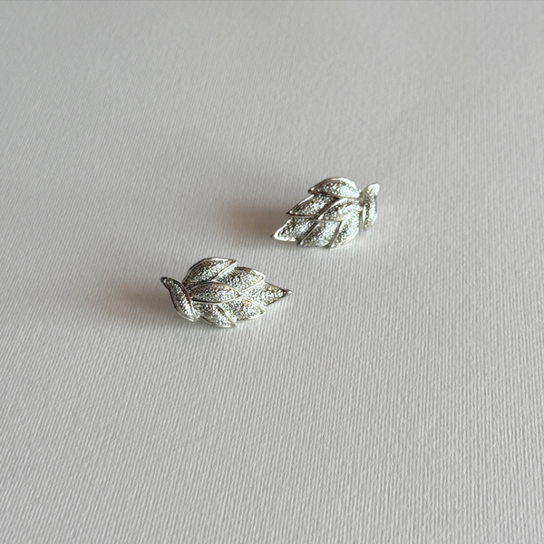 Coro Leaf Clip Earrings, 1960s — L'Officina General Store