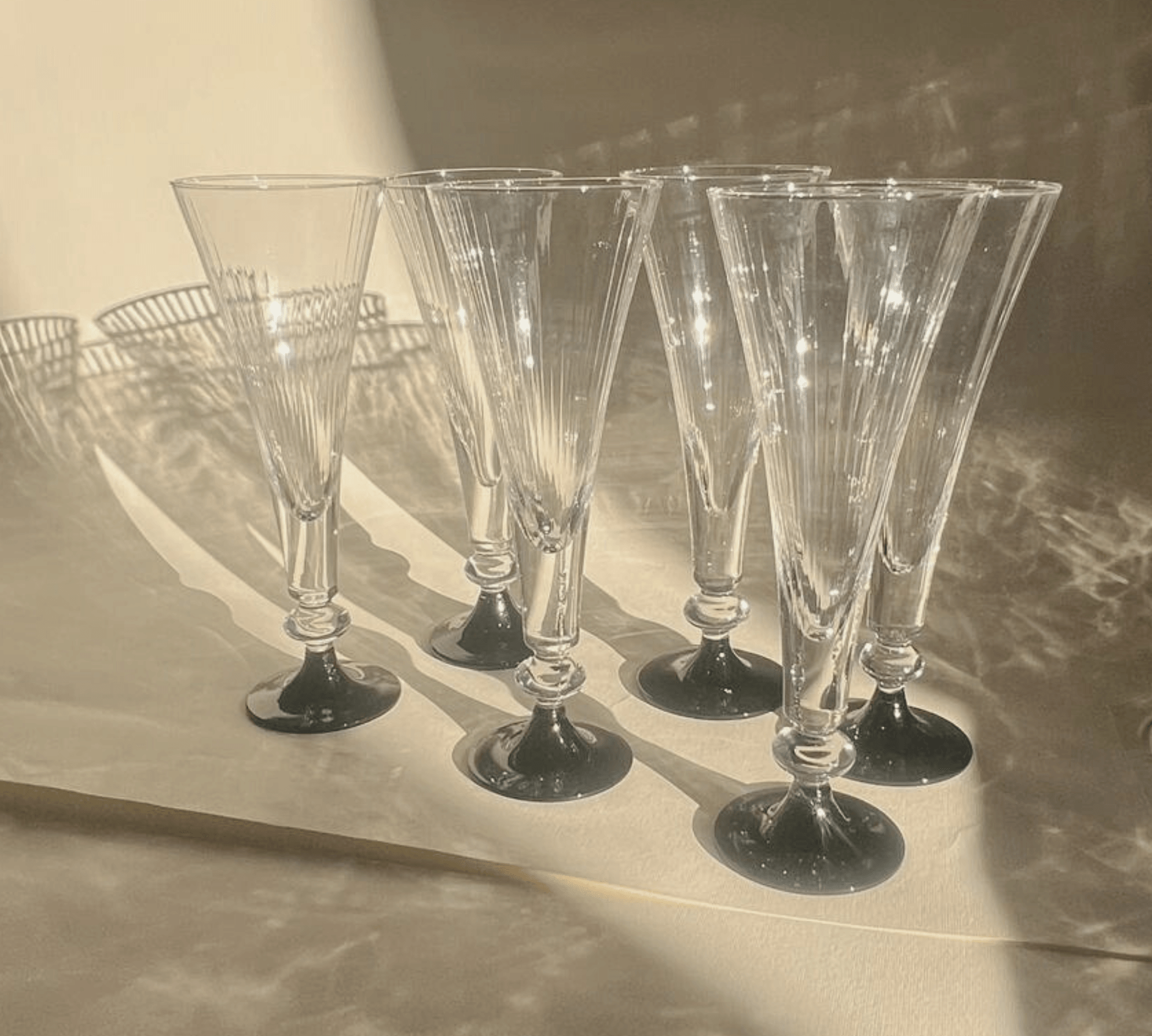 MURANO CHAMPAGNE FLUTES I Art Deco Soft stripe details - L'Officina General Store