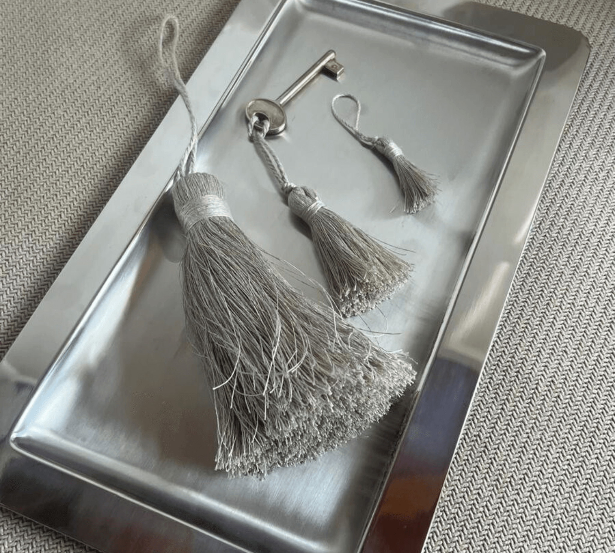 Natural Linen Tassel - L'Officina General Store