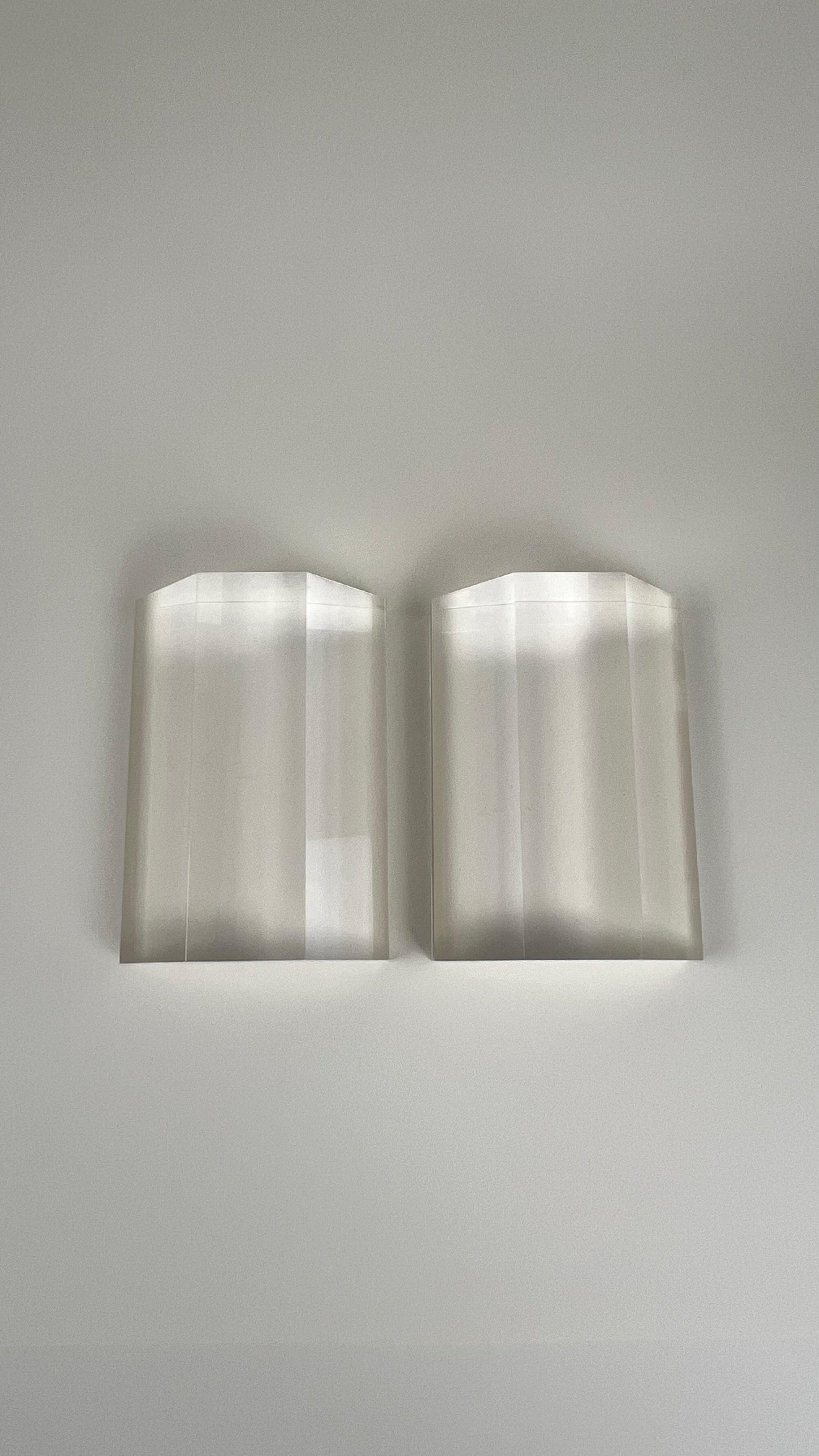 Pair of Acrylic Bookends I Parisian 70s vintage - L'Officina General Store