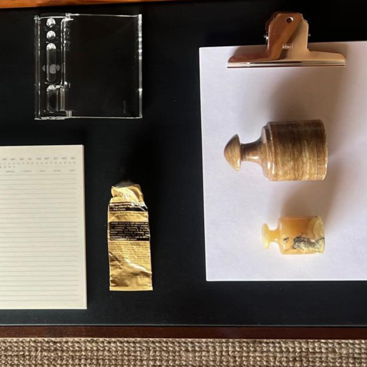 Onyx desk accessories with natural veining