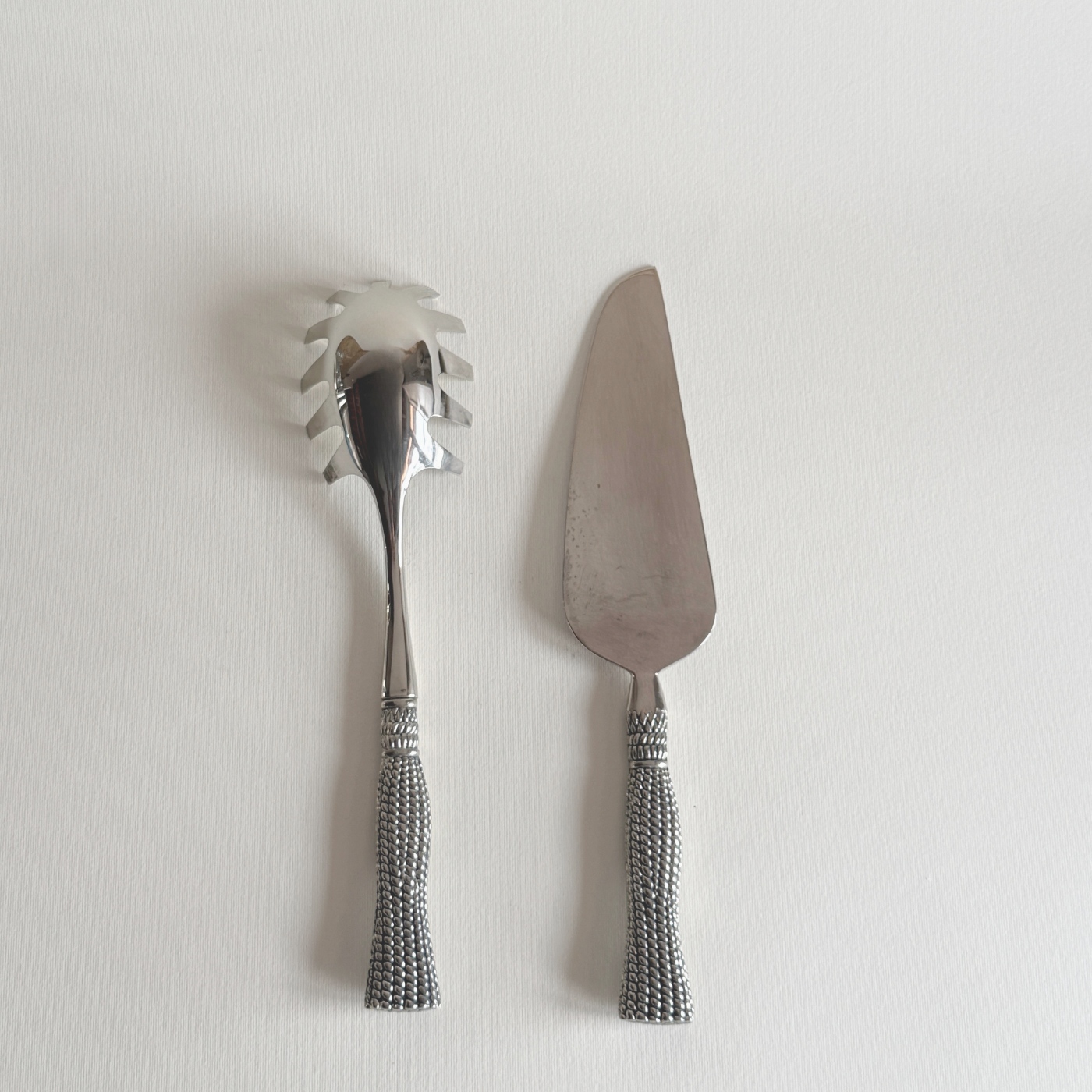 Silver plated pasta serving set with tassel handles including strainer and lasagna cutter, vintage Italian 1960s-70s design