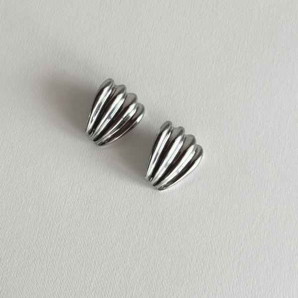 Ribbed Clip Earrings | Silver Tone · 1980s, 1980s — L'Officina General Store