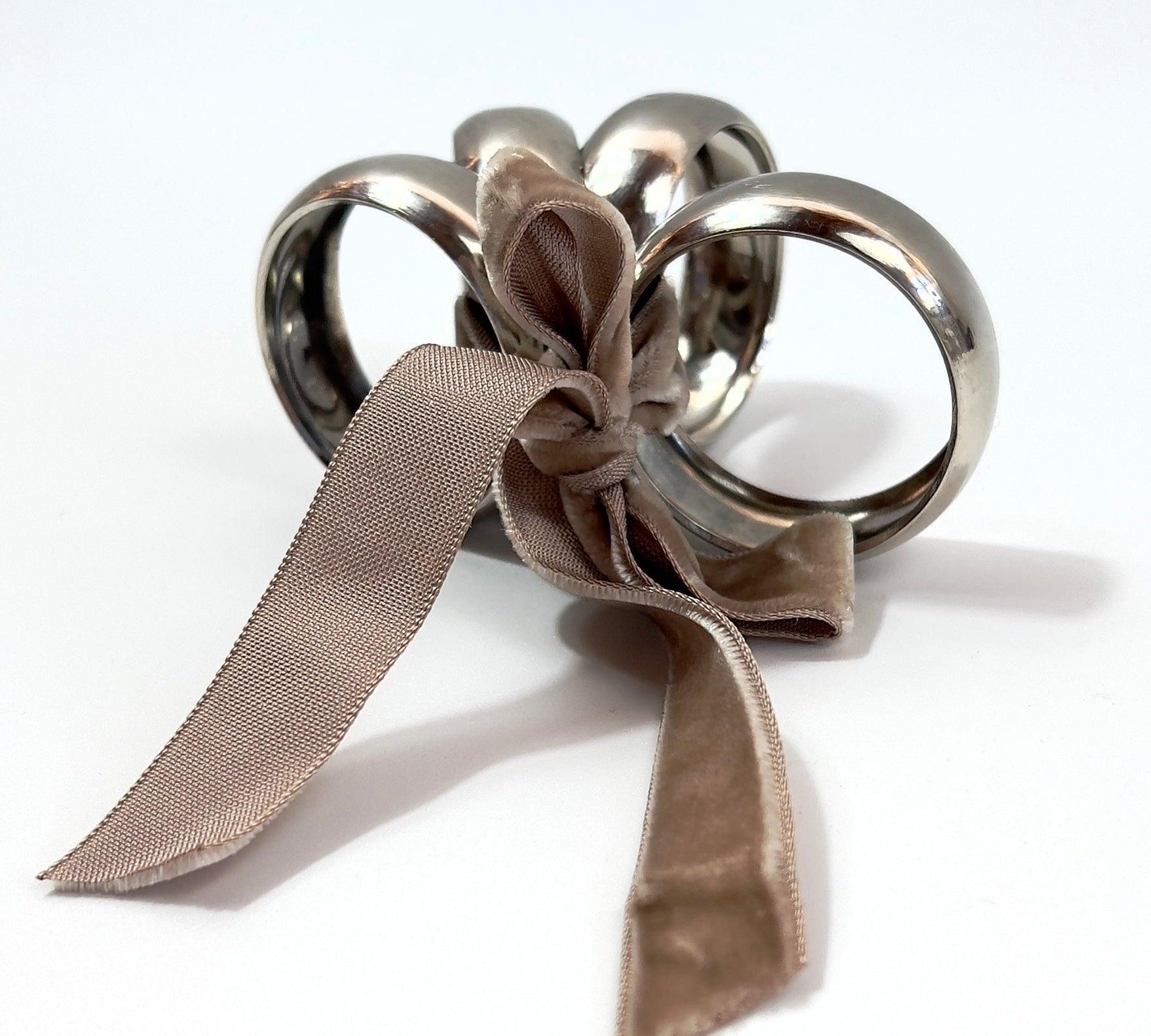 SET OF 4 | STAINLESS STEEL NAPKIN RINGS - L'Officina General Store