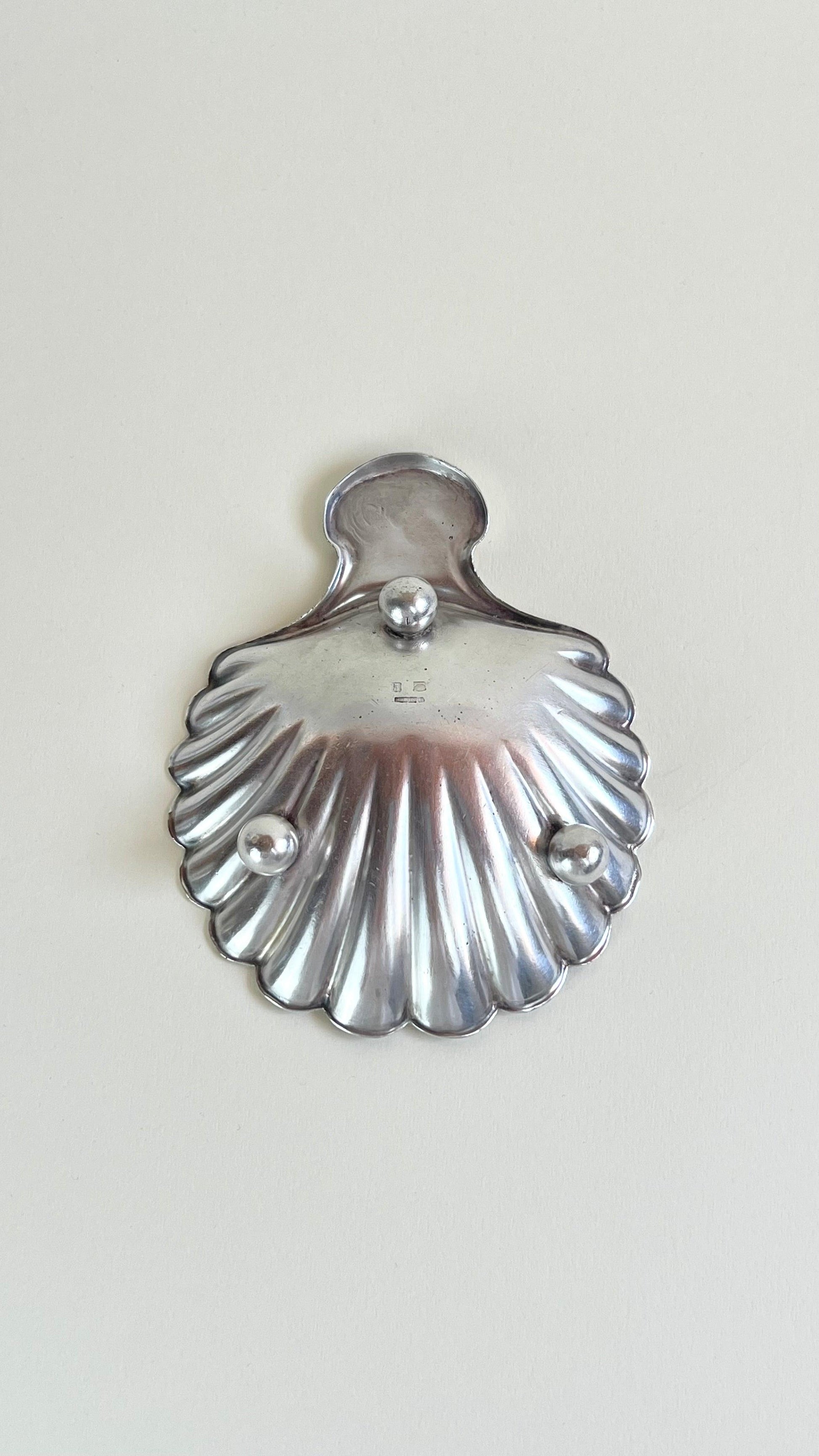 SILVER_SHELL_BUTTER_DISH_Christofle_PAIR