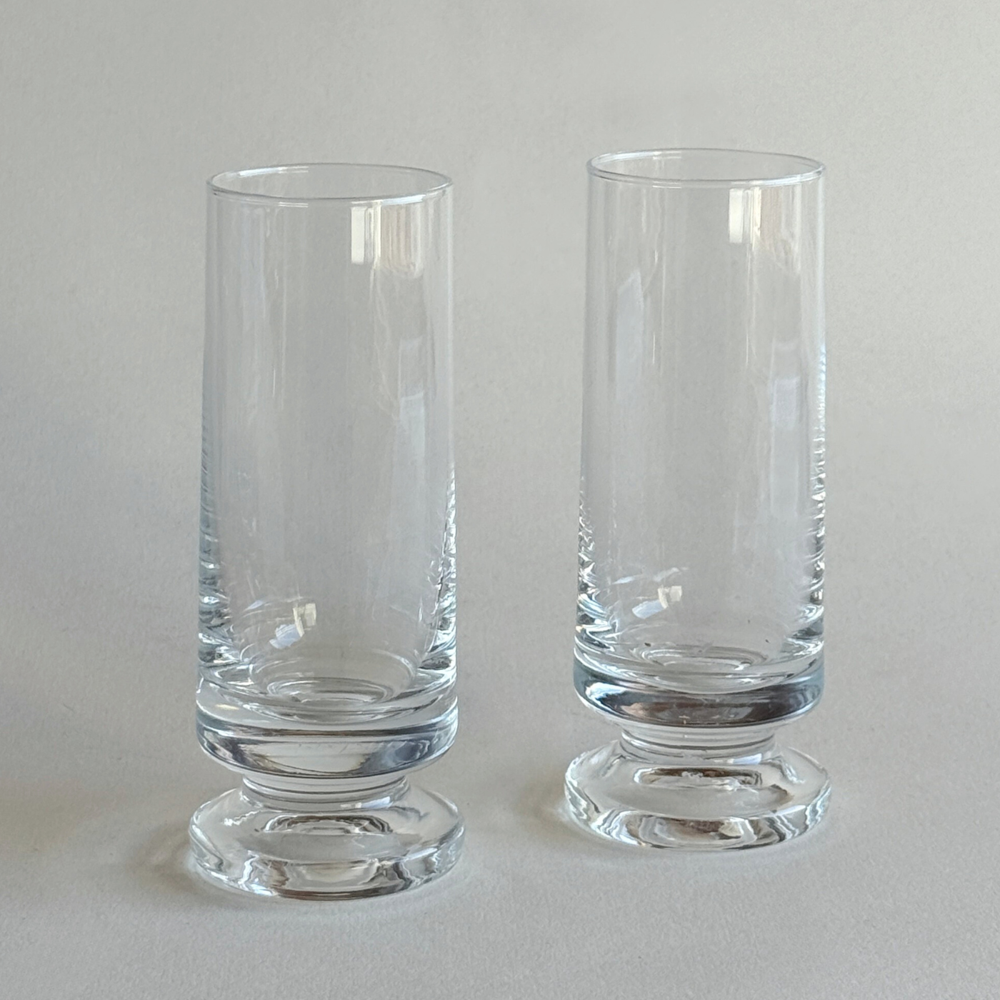Set of 2 mid-century champagne flutes inspired by Scandinavian design
