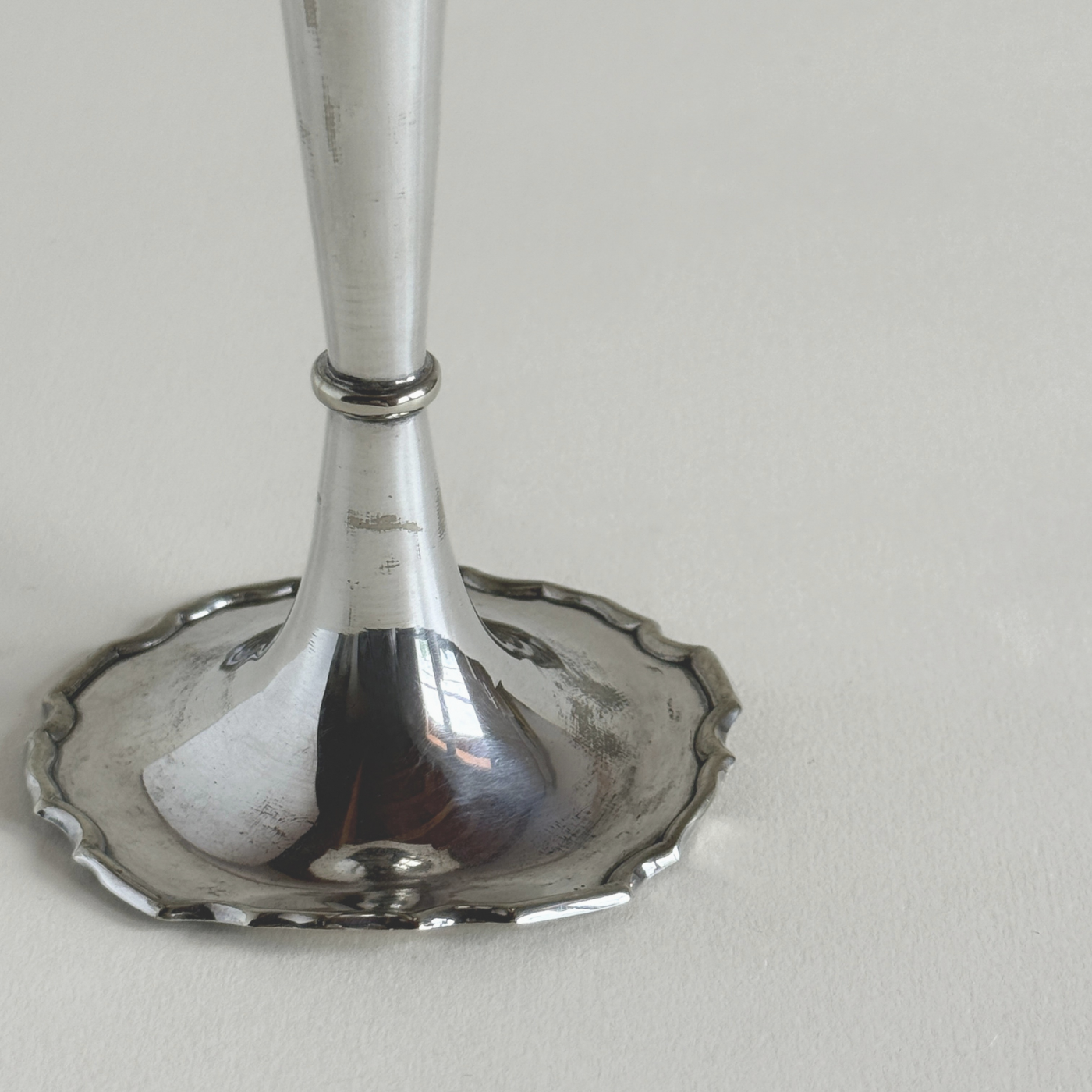 Clifford & Tull trumpet bud vase styled with a single stem — silver-plated, Pre-Loved, Good condition, 250 g