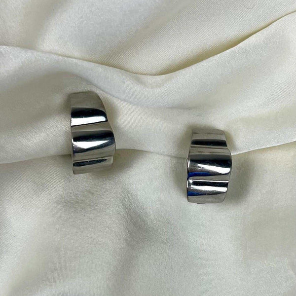 Modern Silver Abstract  clip earrings — L'Officina General Store