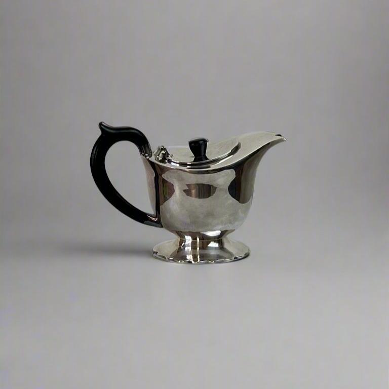 Silver_Teapot_art_deco