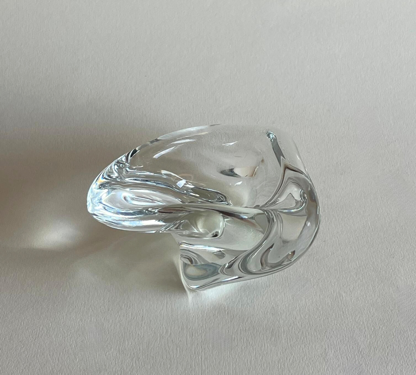 Luxury French crystal catchall by Saint-Louis