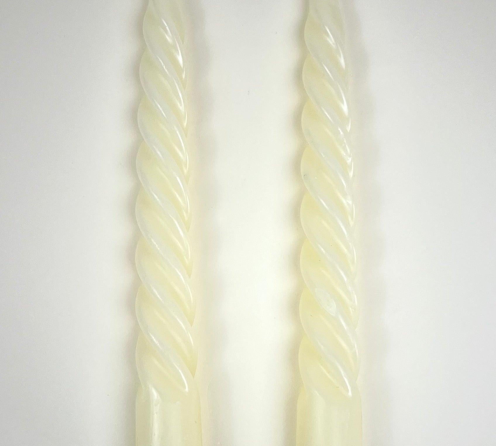 SET OF 2 I TWIST PILLAR CANDLES I Pearl Butter - L'Officina General Store