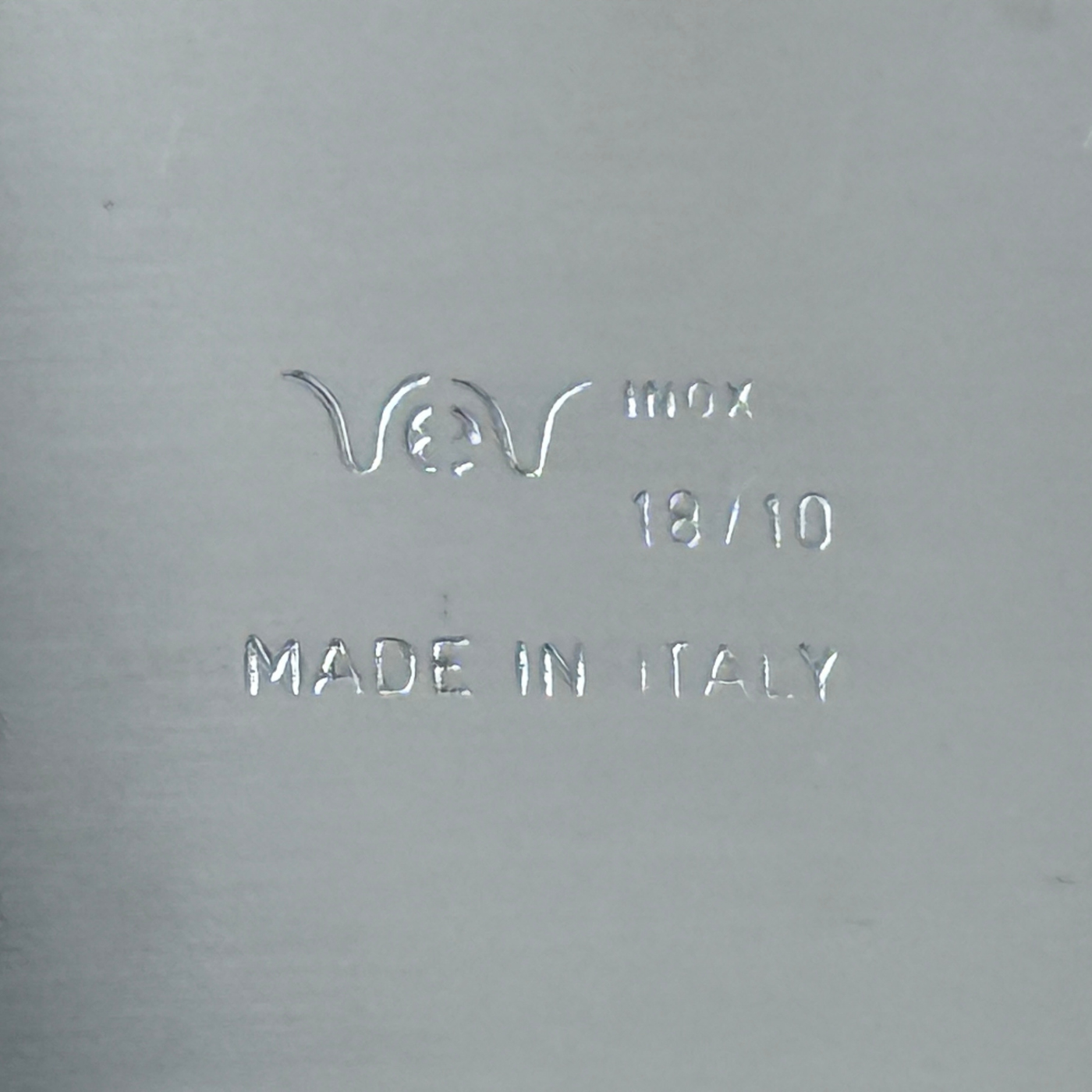 Vev-vigano-cheese-bowl-cheese-holder-glass-stainless-steel_1