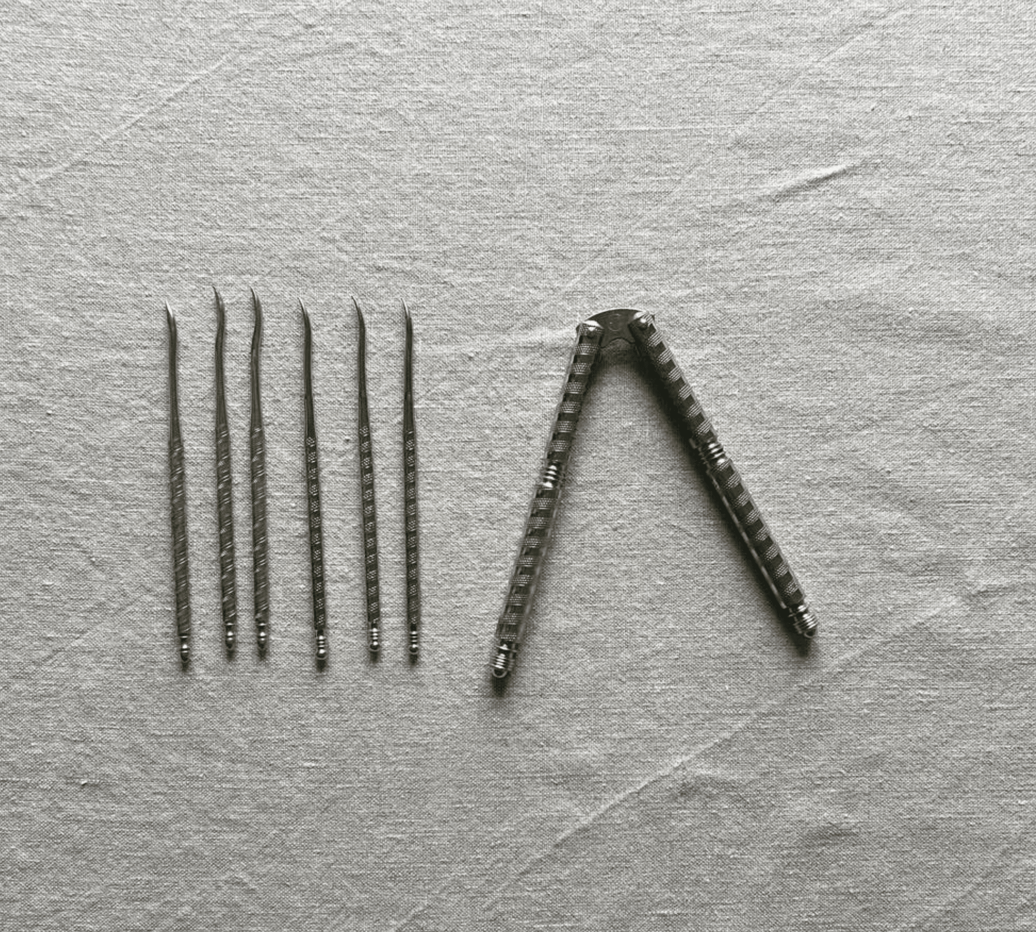 Metal wallnut cracket set I Vintage 1950s - L'Officina General Store
