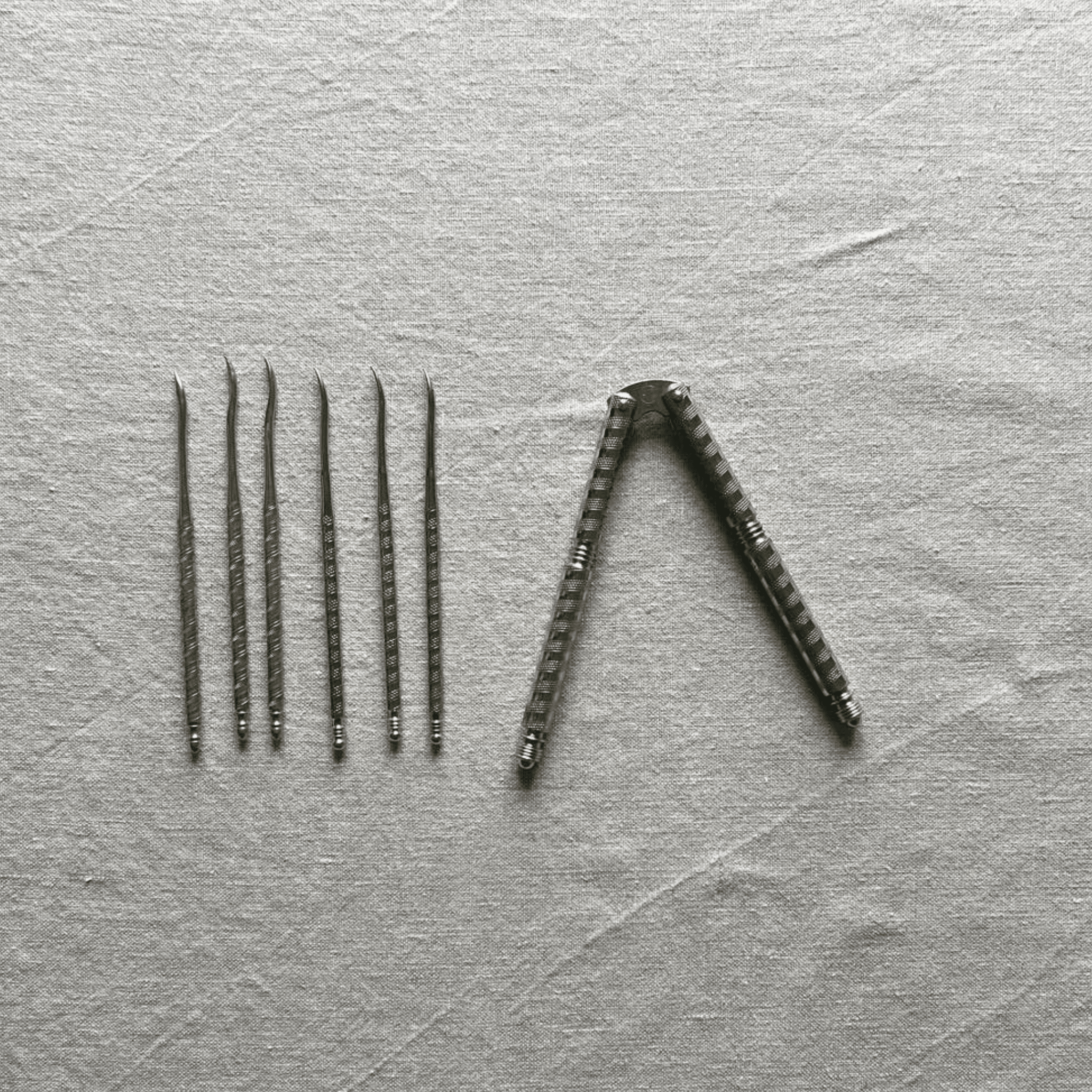 Metal wallnut cracket set I Vintage 1950s - L'Officina General Store