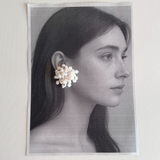 Boucles d'oreilles clip fleurs blanches | Cousues main · années 1960