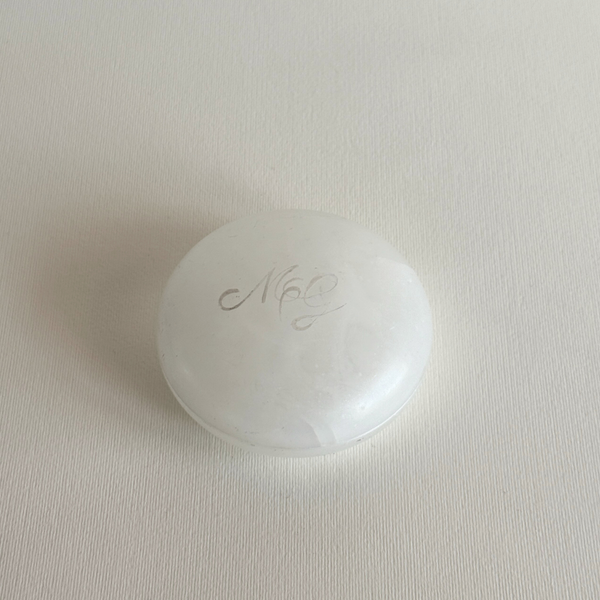 Small alabaster jewellery box with M&G initials 8 cm diameter