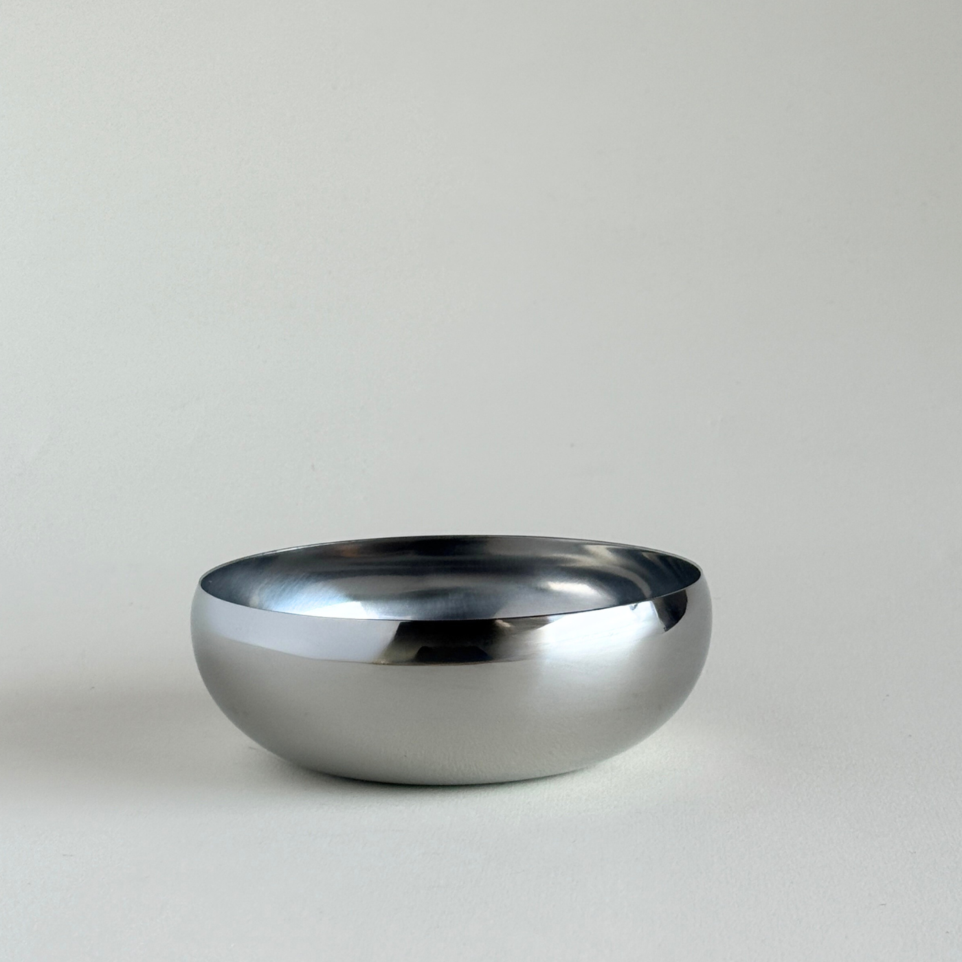 AMC polished Metal Bowls  Large stainless steel 