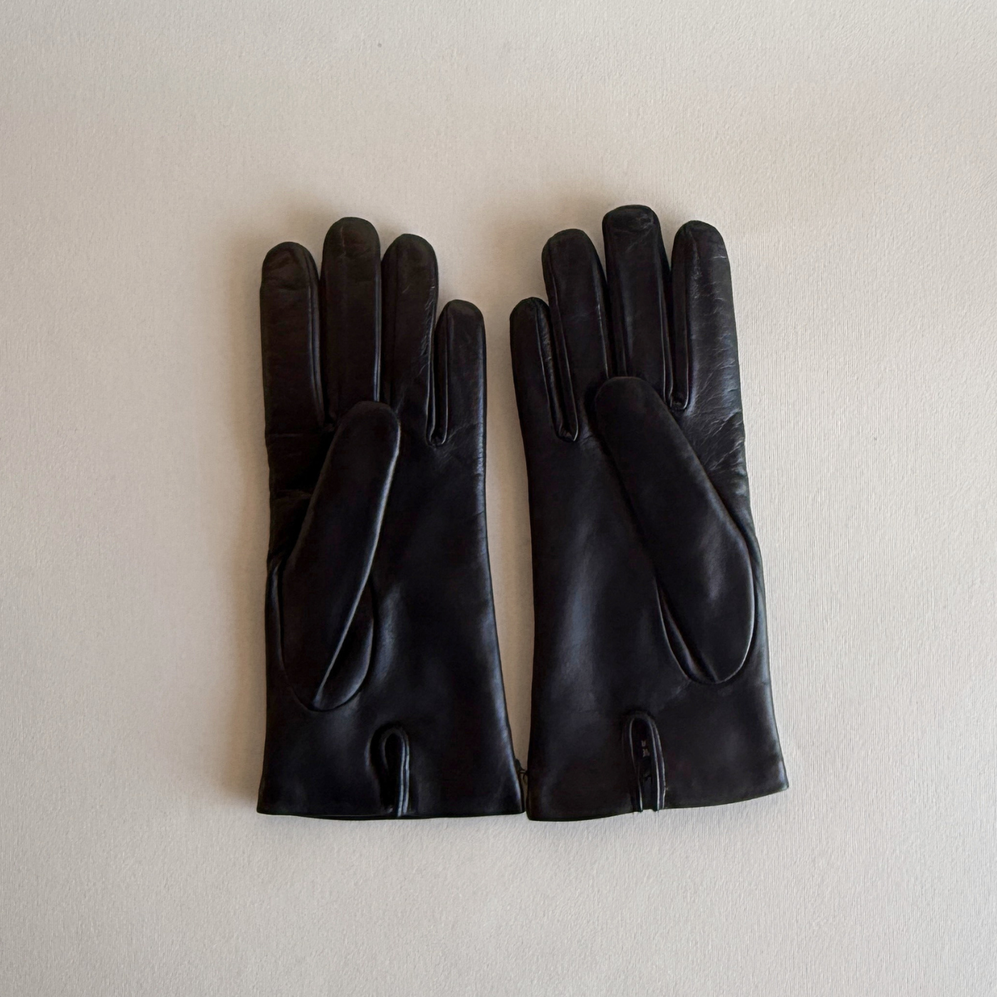 pair of women leather gloves black made in italy cashmere lined