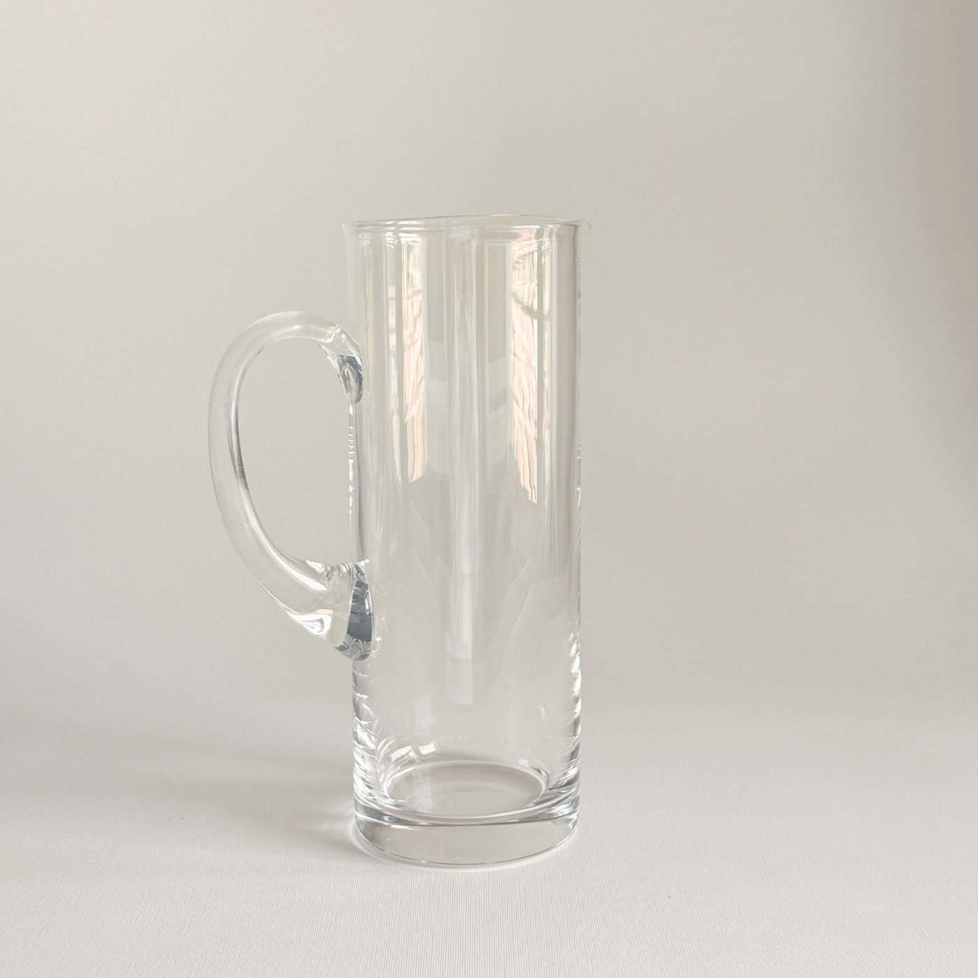 Minimalist clear glass jug, 1.25 L